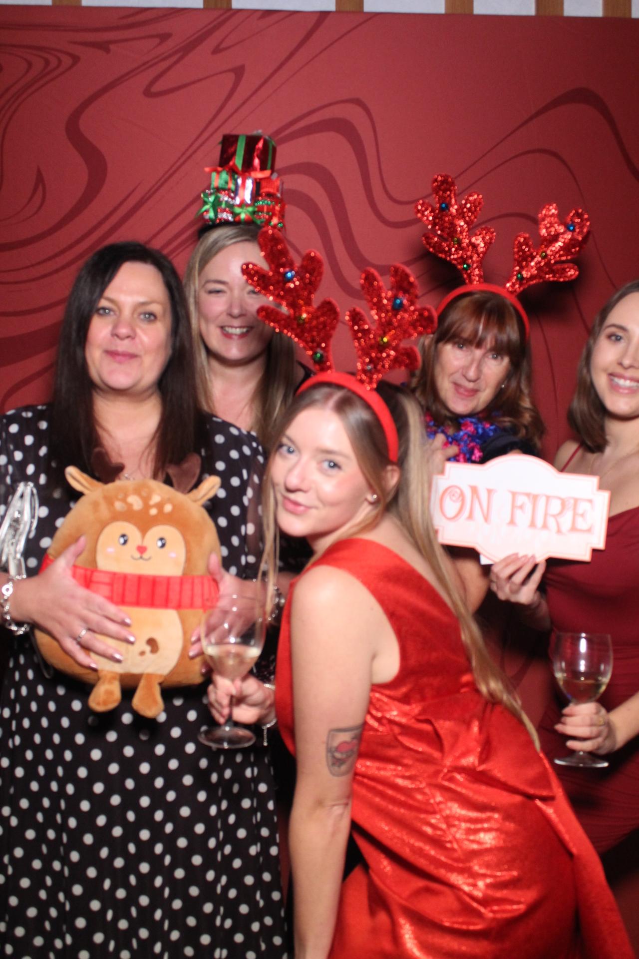 Freeths Christmas Party  | View more photos from the event at gallery.magicimages.uk/u/MagicImages/Freeths-Christmas-Party