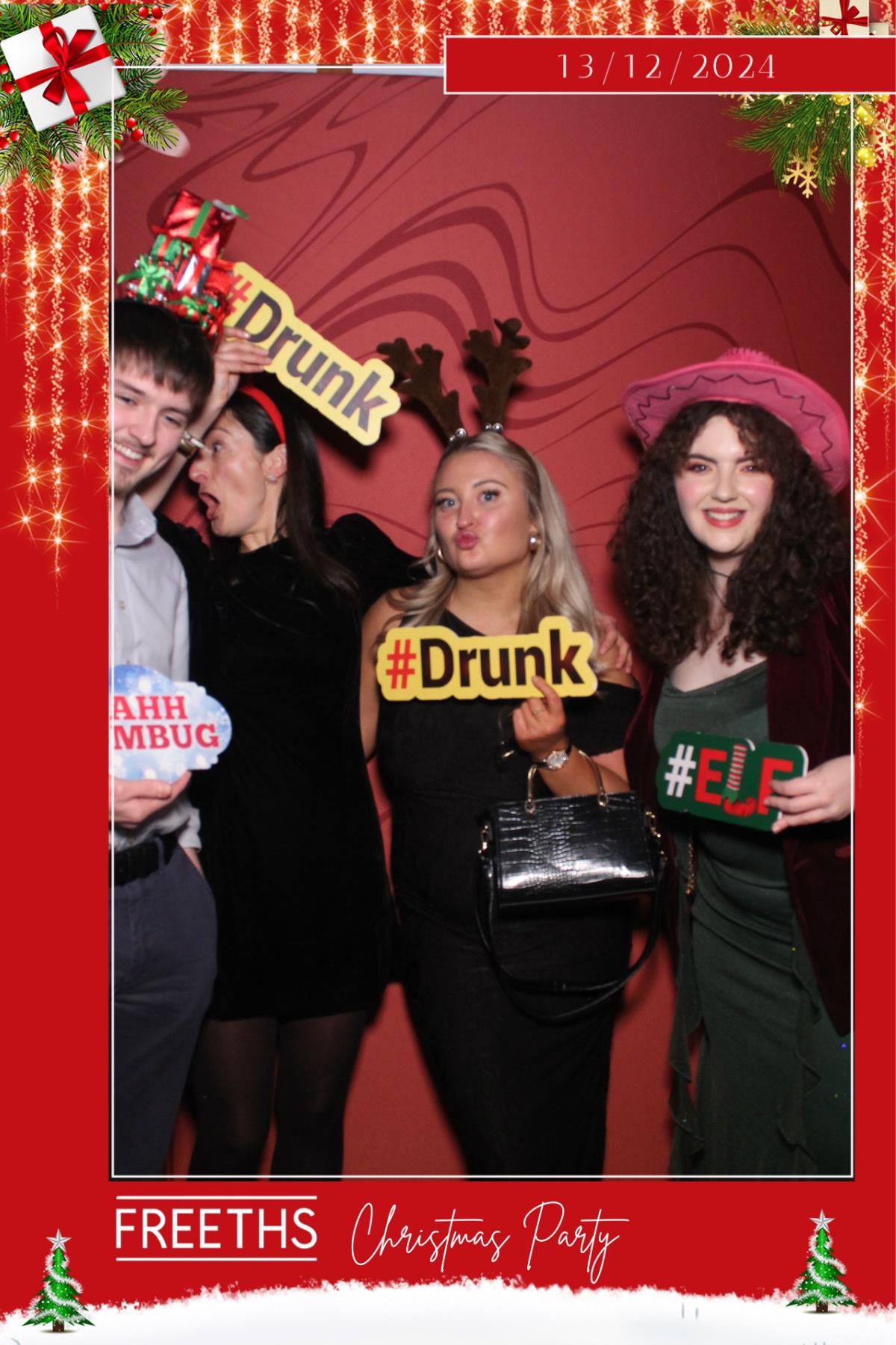 Freeths Christmas Party  | View more photos from the event at gallery.magicimages.uk/u/MagicImages/Freeths-Christmas-Party