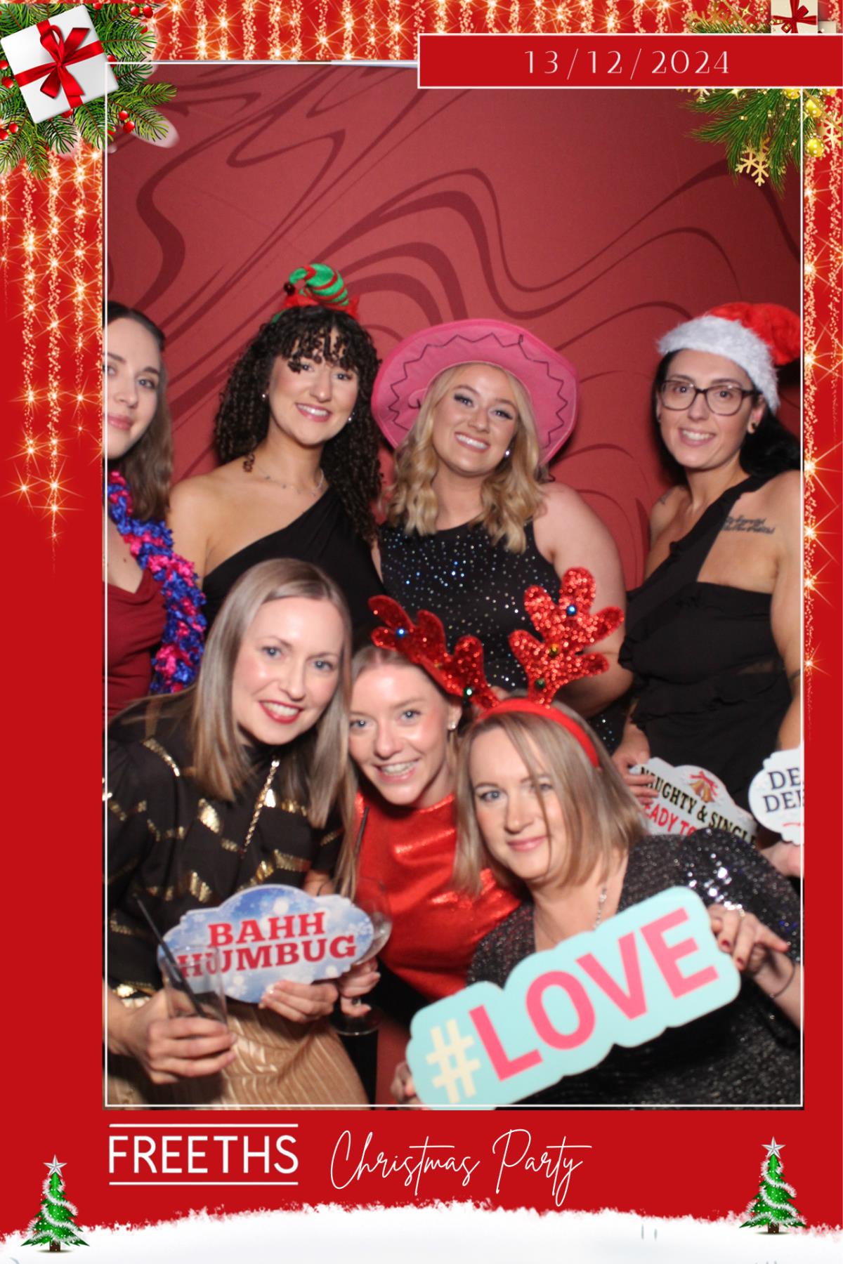Freeths Christmas Party  | View more photos from the event at gallery.magicimages.uk/u/MagicImages/Freeths-Christmas-Party