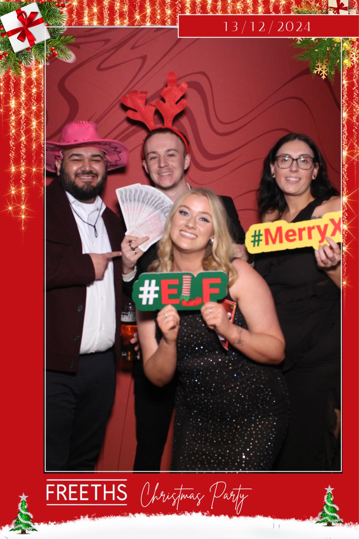 Freeths Christmas Party  | View more photos from the event at gallery.magicimages.uk/u/MagicImages/Freeths-Christmas-Party