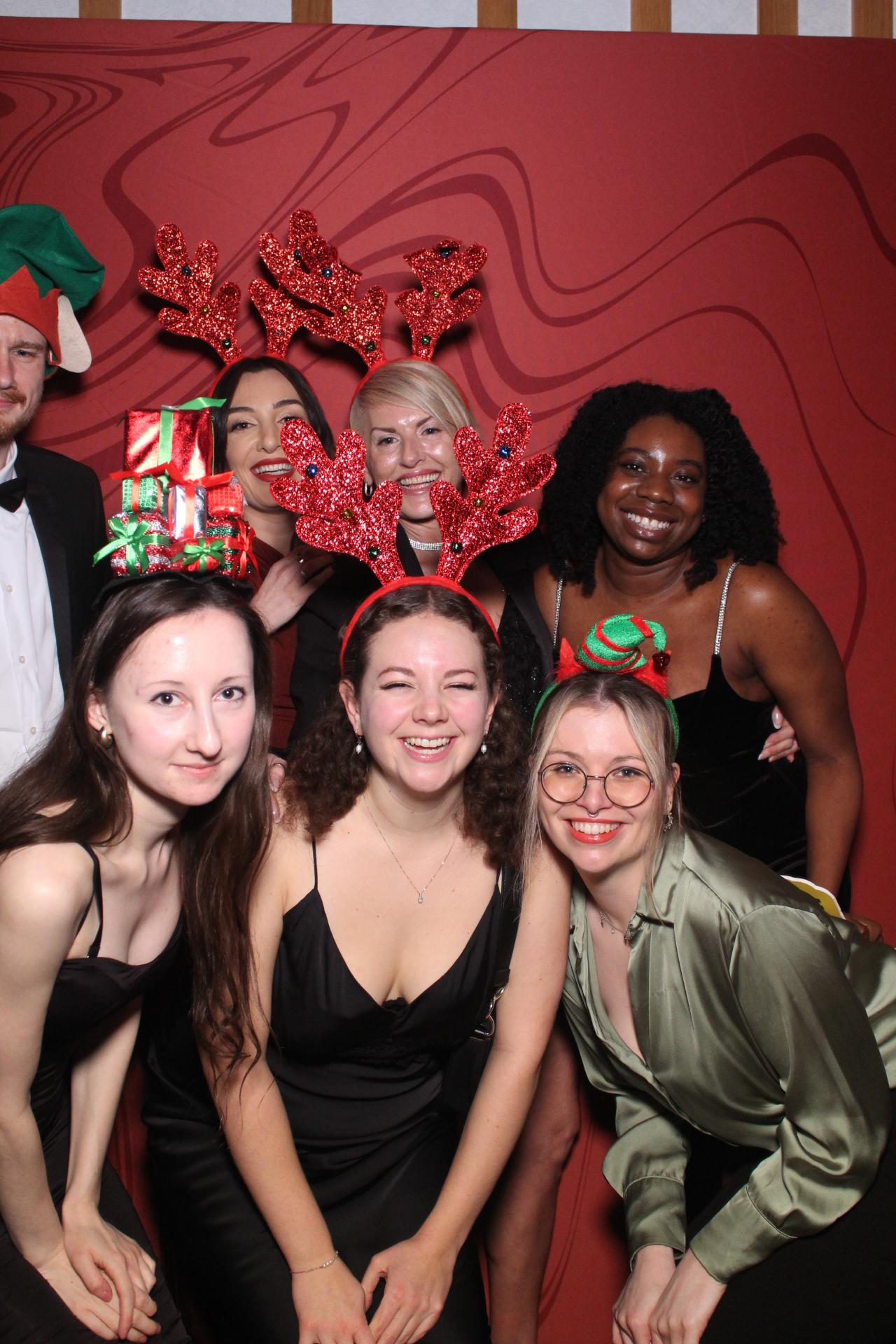 Freeths Christmas Party  | View more photos from the event at gallery.magicimages.uk/u/MagicImages/Freeths-Christmas-Party