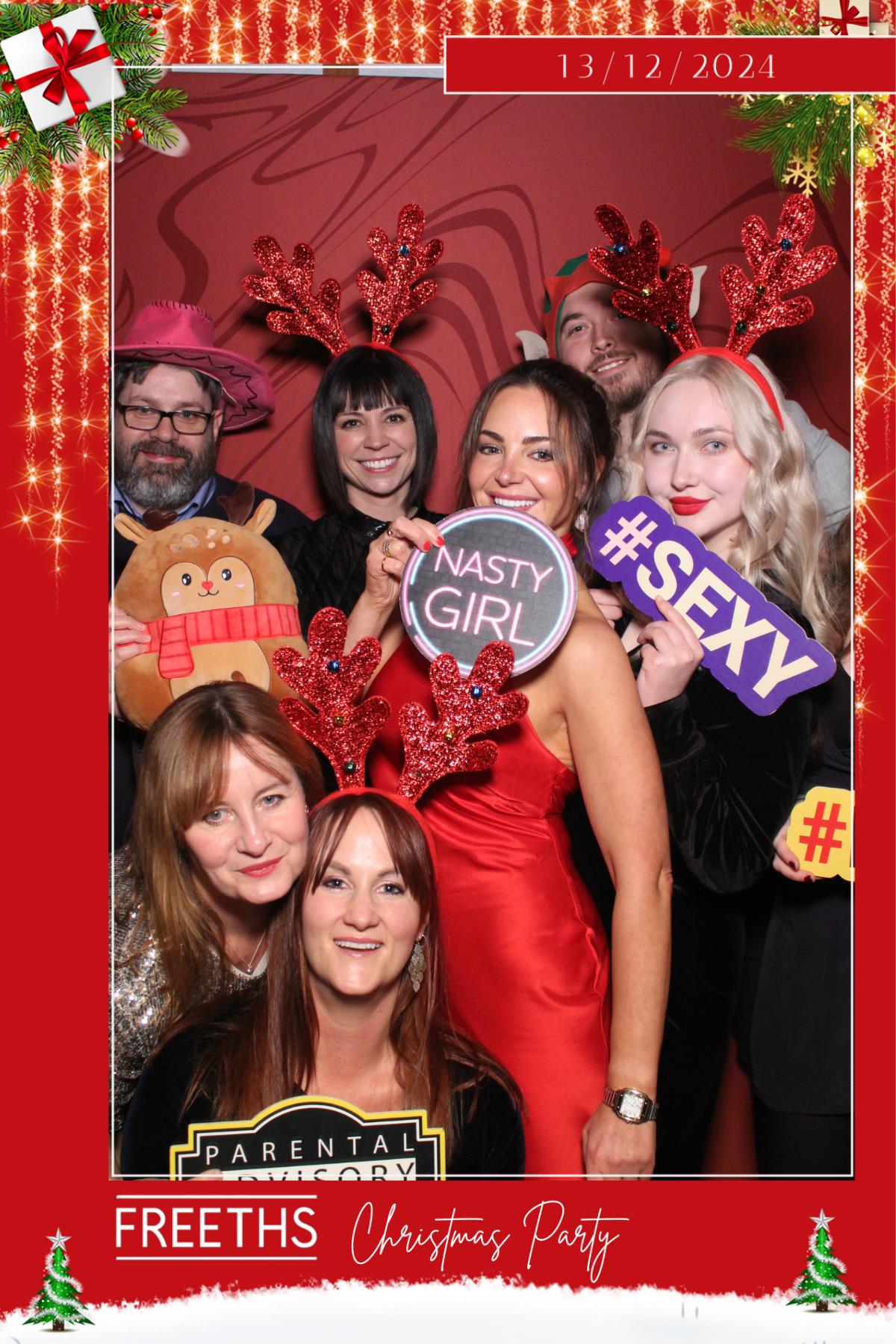 Freeths Christmas Party  | View more photos from the event at gallery.magicimages.uk/u/MagicImages/Freeths-Christmas-Party