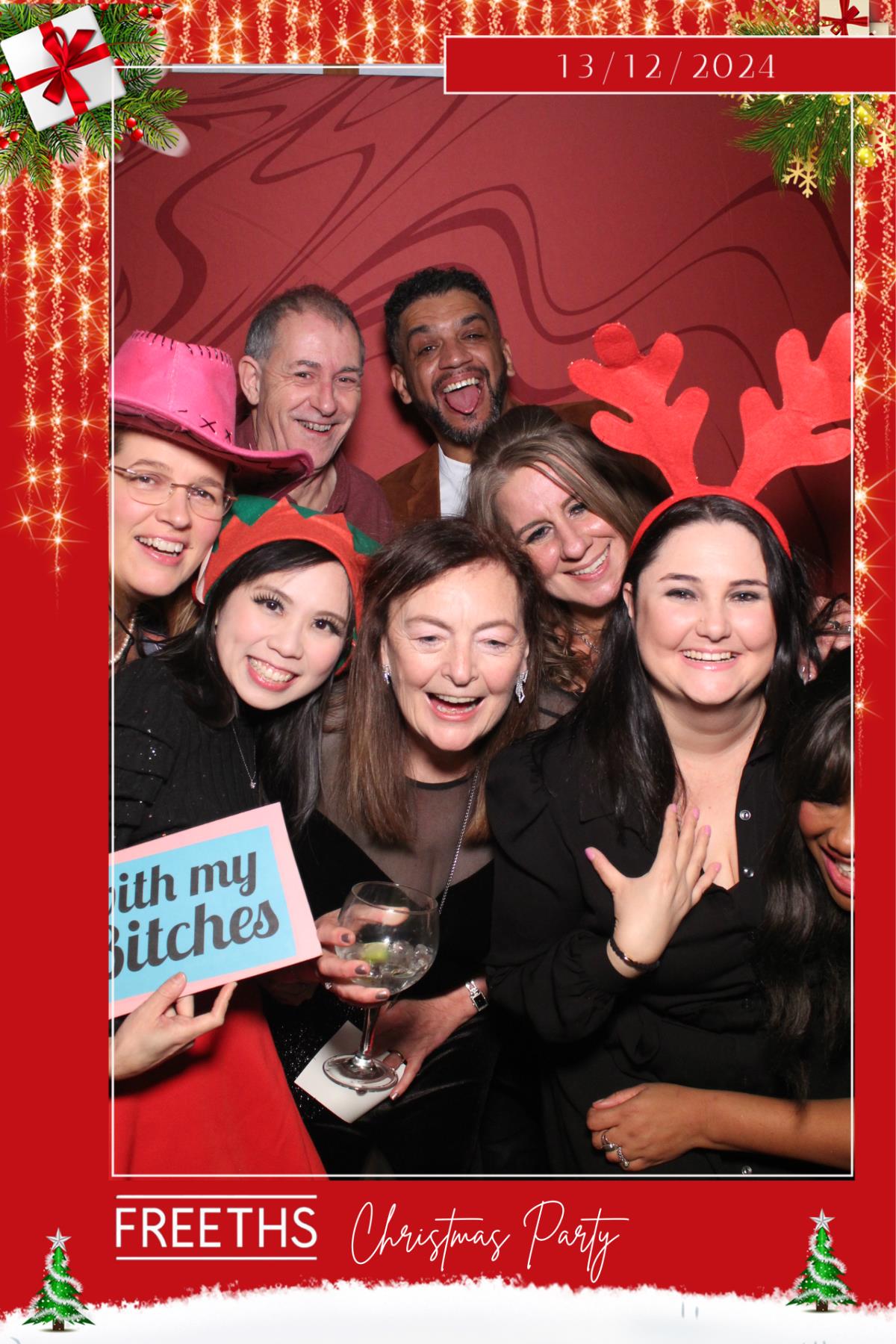 Freeths Christmas Party  | View more photos from the event at gallery.magicimages.uk/u/MagicImages/Freeths-Christmas-Party