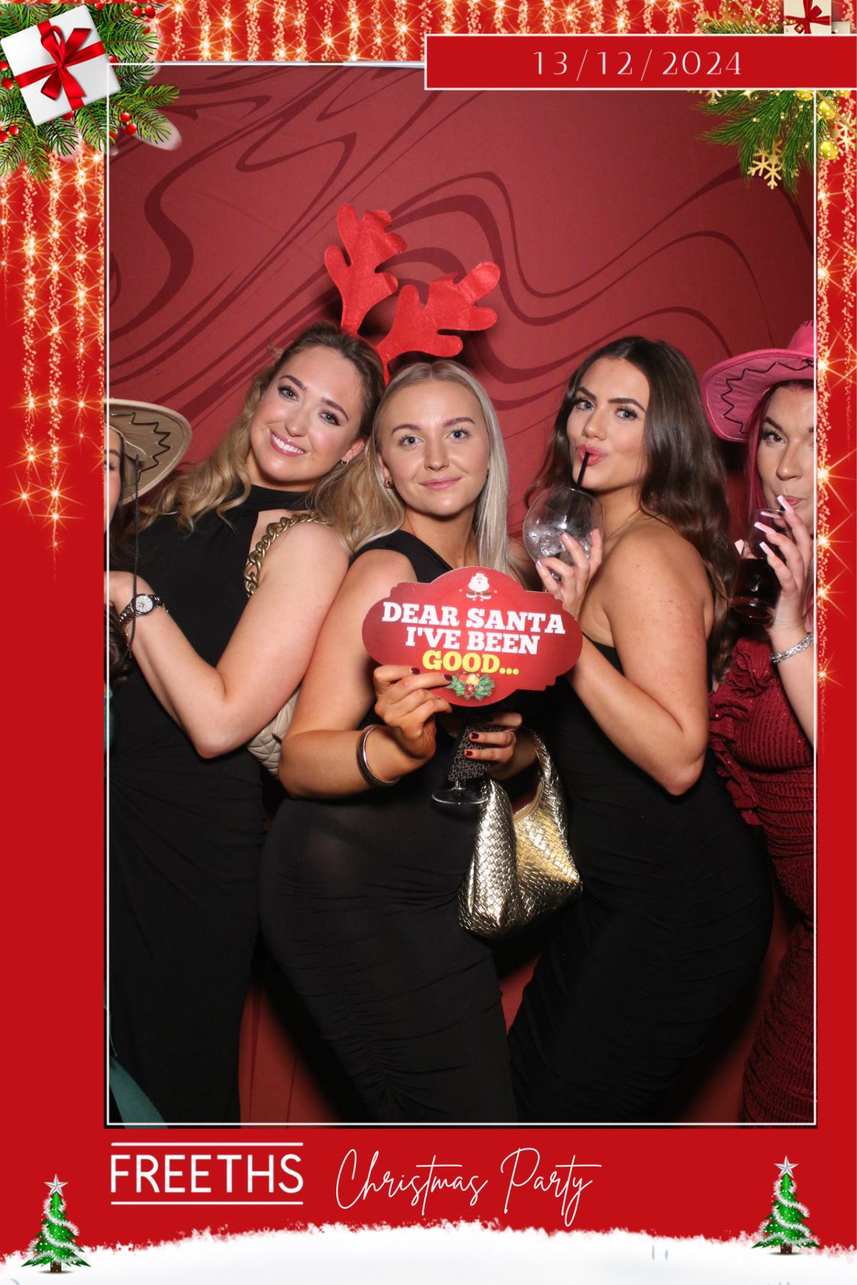 Freeths Christmas Party  | View more photos from the event at gallery.magicimages.uk/u/MagicImages/Freeths-Christmas-Party