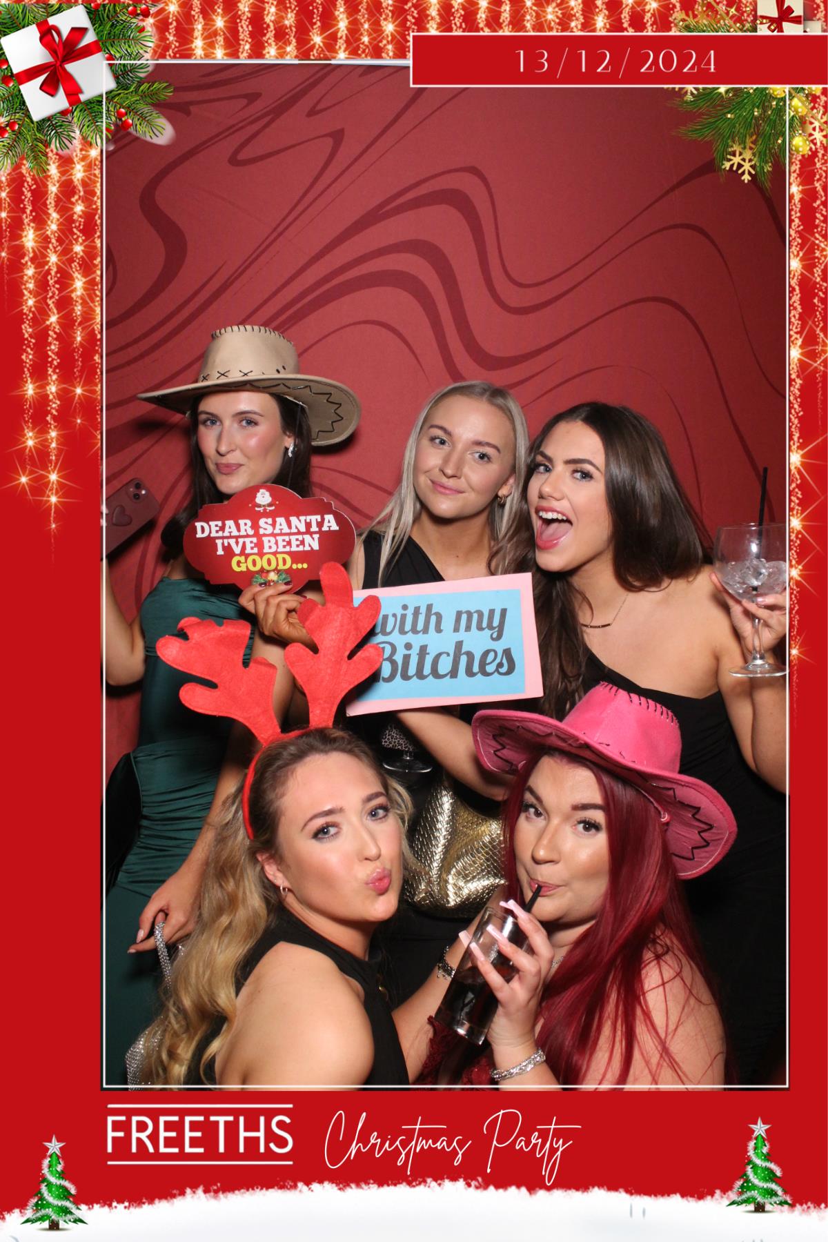 Freeths Christmas Party  | View more photos from the event at gallery.magicimages.uk/u/MagicImages/Freeths-Christmas-Party