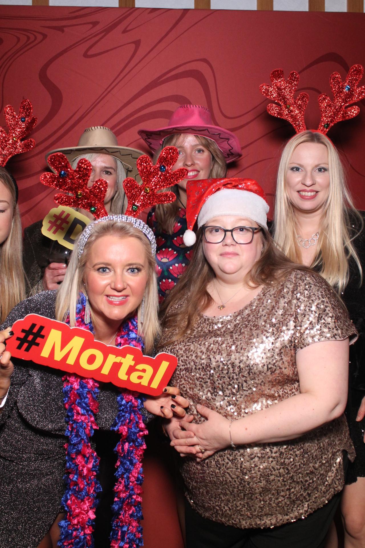 Freeths Christmas Party  | View more photos from the event at gallery.magicimages.uk/u/MagicImages/Freeths-Christmas-Party