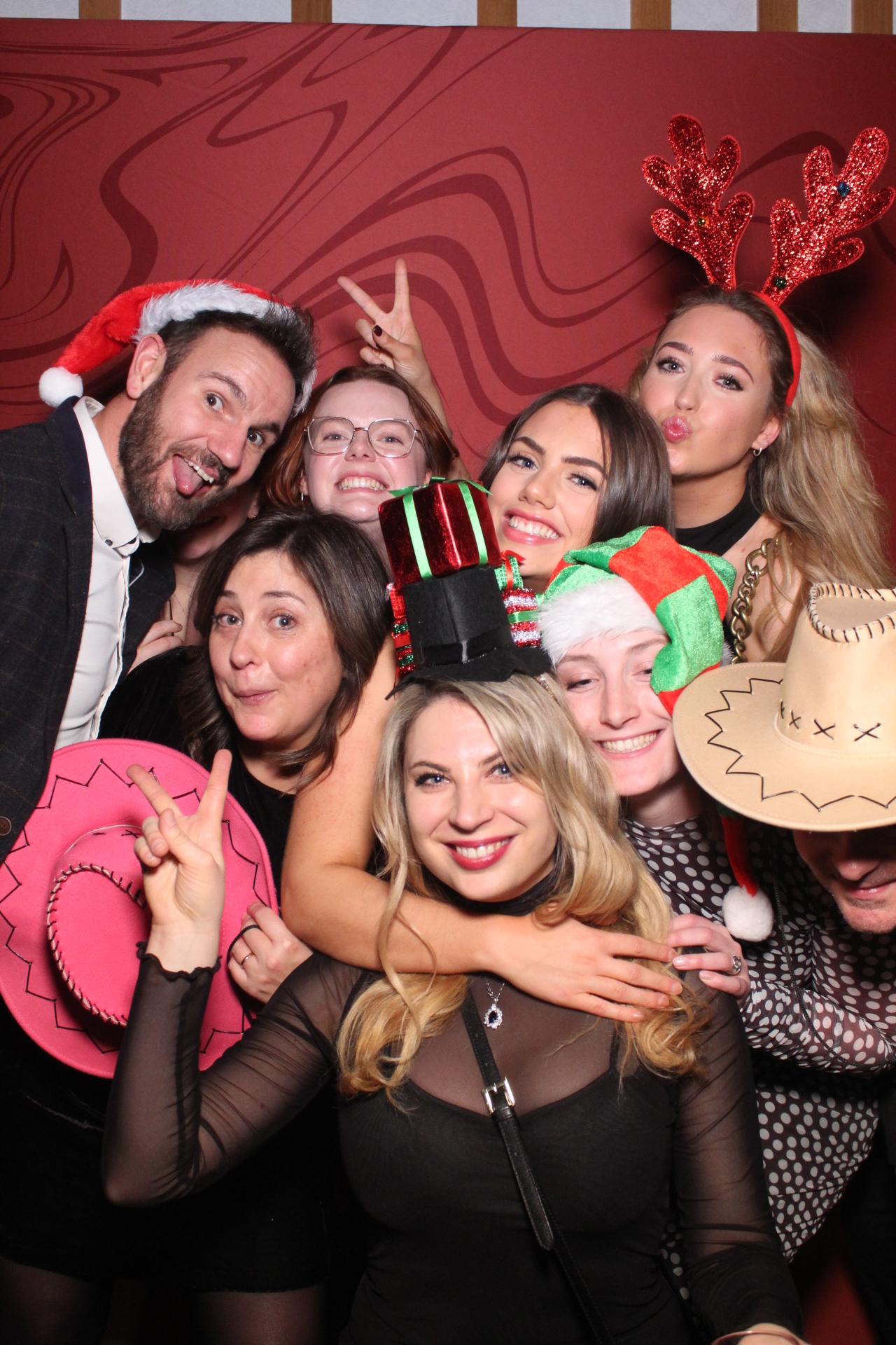 Freeths Christmas Party  | View more photos from the event at gallery.magicimages.uk/u/MagicImages/Freeths-Christmas-Party