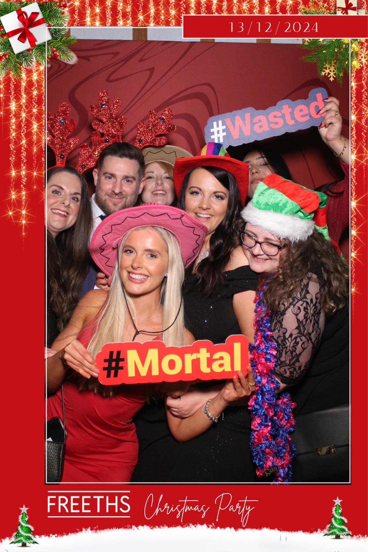 Freeths Christmas Party  | View more photos from the event at gallery.magicimages.uk/u/MagicImages/Freeths-Christmas-Party