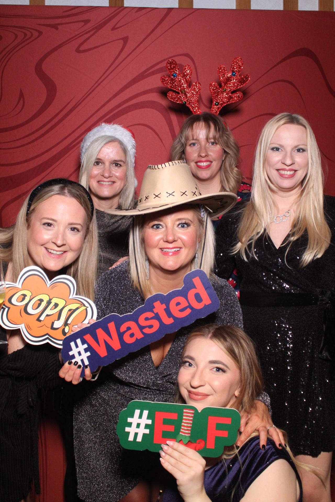 Freeths Christmas Party  | View more photos from the event at gallery.magicimages.uk/u/MagicImages/Freeths-Christmas-Party