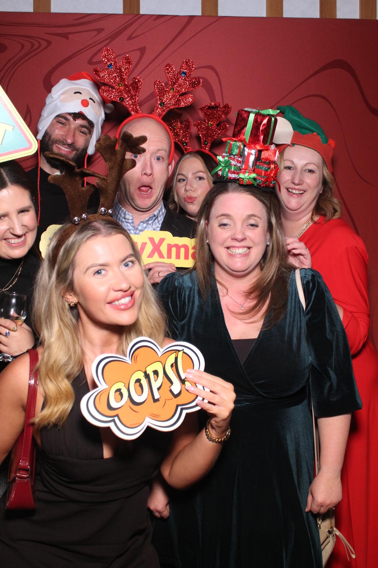 Freeths Christmas Party  | View more photos from the event at gallery.magicimages.uk/u/MagicImages/Freeths-Christmas-Party