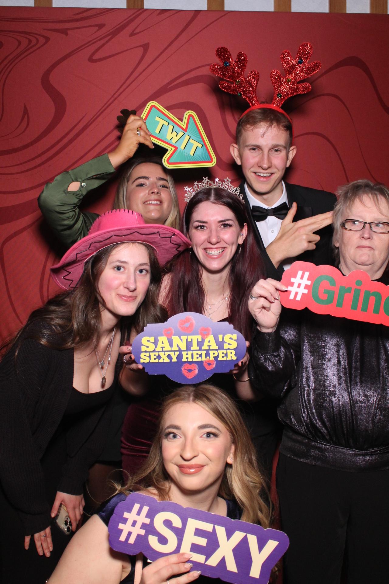Freeths Christmas Party  | View more photos from the event at gallery.magicimages.uk/u/MagicImages/Freeths-Christmas-Party