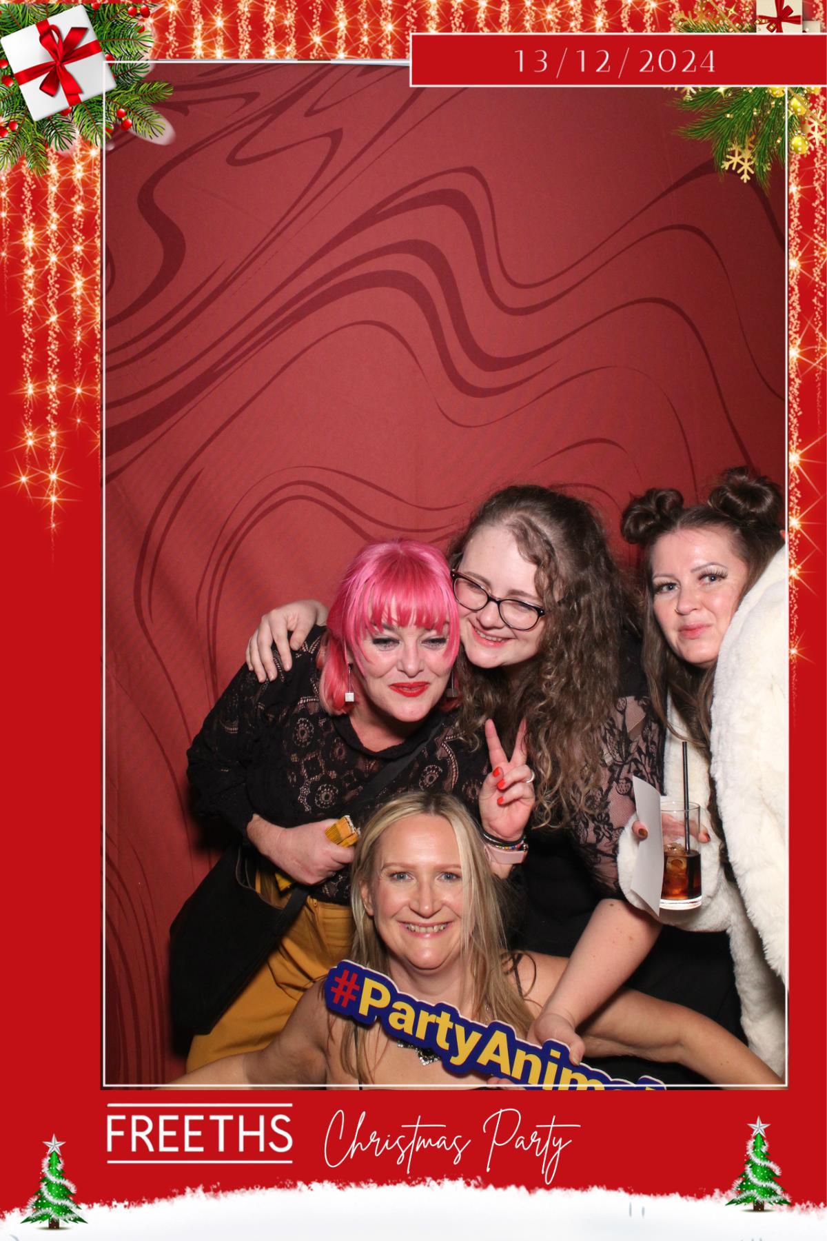 Freeths Christmas Party  | View more photos from the event at gallery.magicimages.uk/u/MagicImages/Freeths-Christmas-Party