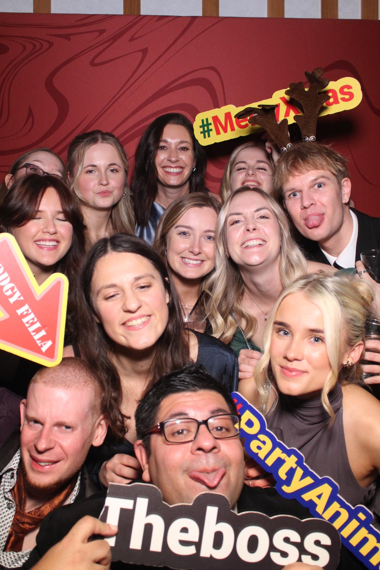 Freeths Christmas Party  | View more photos from the event at gallery.magicimages.uk/u/MagicImages/Freeths-Christmas-Party