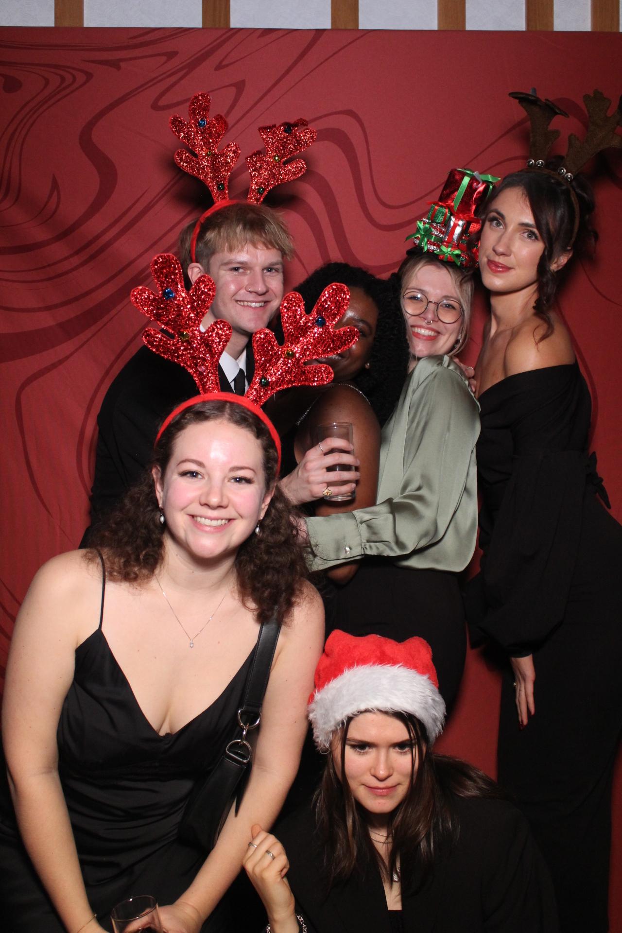Freeths Christmas Party  | View more photos from the event at gallery.magicimages.uk/u/MagicImages/Freeths-Christmas-Party