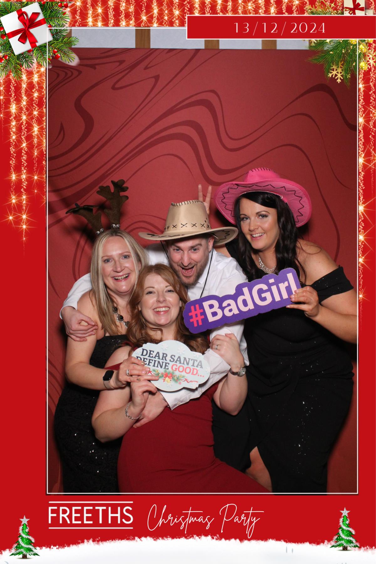 Freeths Christmas Party  | View more photos from the event at gallery.magicimages.uk/u/MagicImages/Freeths-Christmas-Party