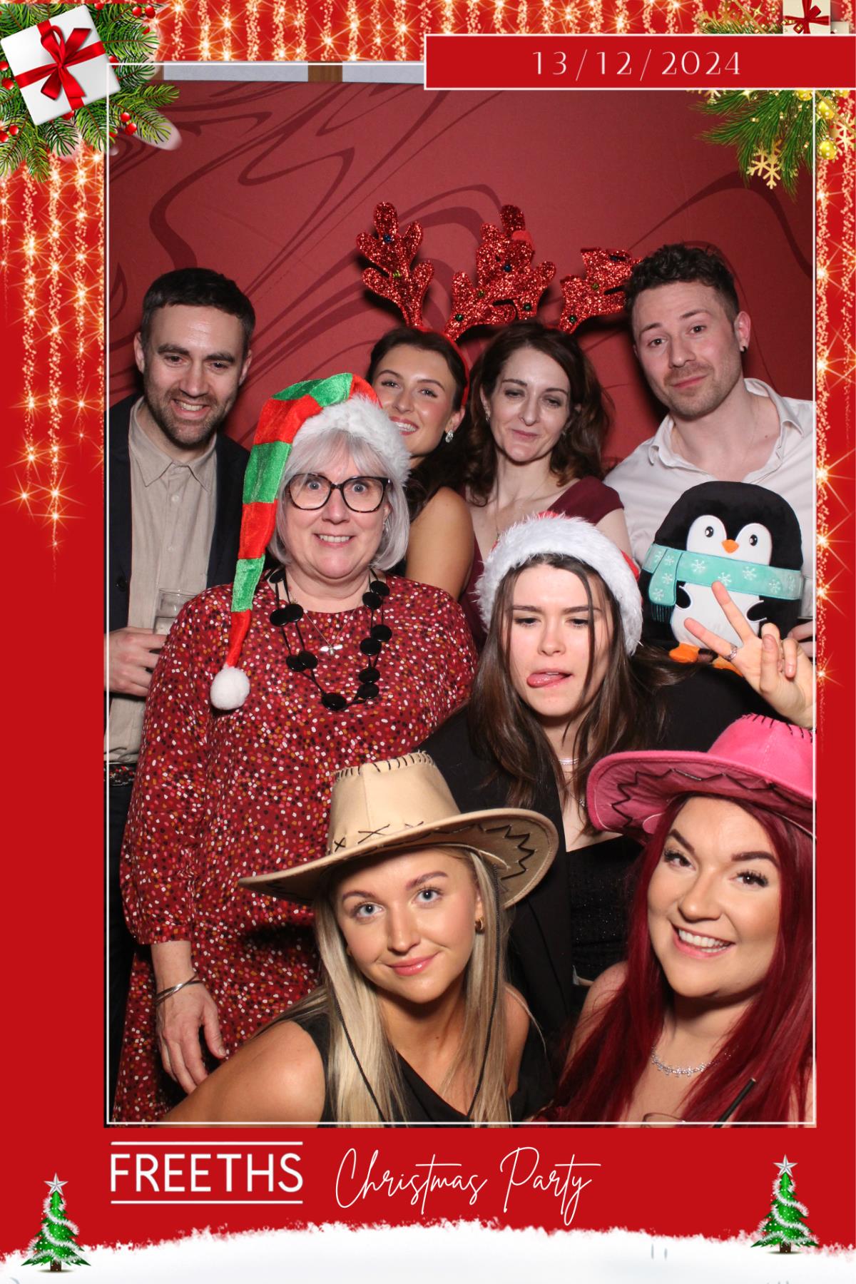 Freeths Christmas Party  | View more photos from the event at gallery.magicimages.uk/u/MagicImages/Freeths-Christmas-Party