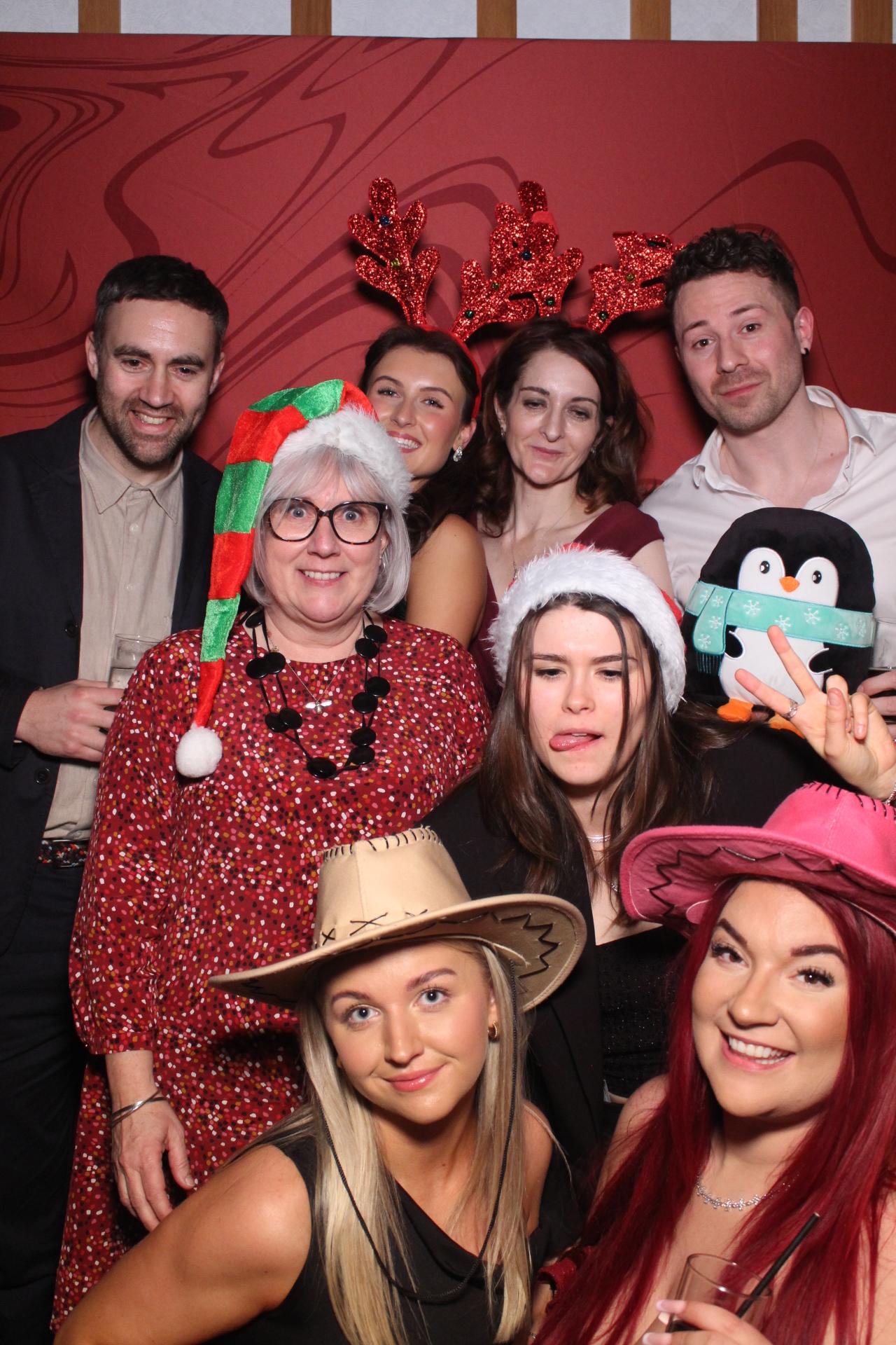 Freeths Christmas Party  | View more photos from the event at gallery.magicimages.uk/u/MagicImages/Freeths-Christmas-Party