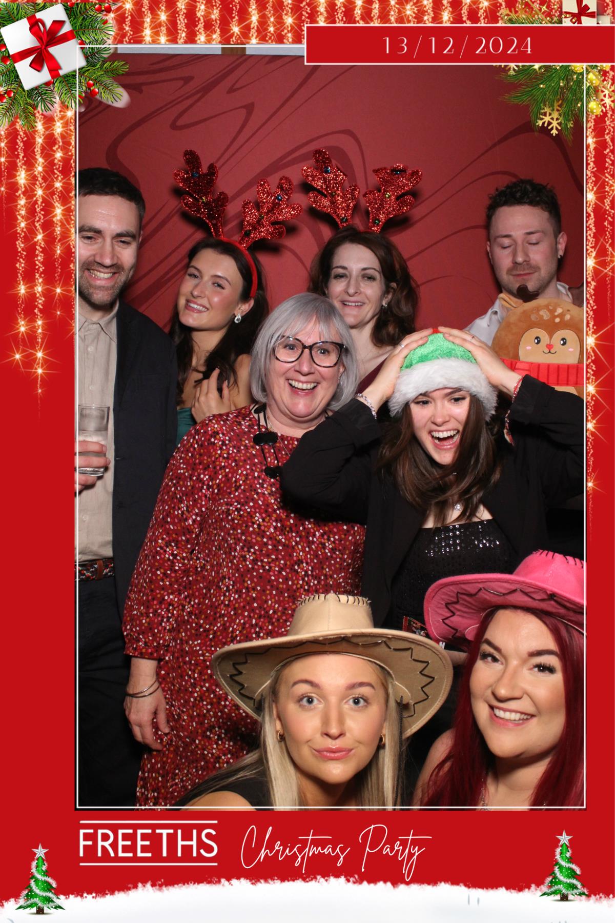 Freeths Christmas Party  | View more photos from the event at gallery.magicimages.uk/u/MagicImages/Freeths-Christmas-Party