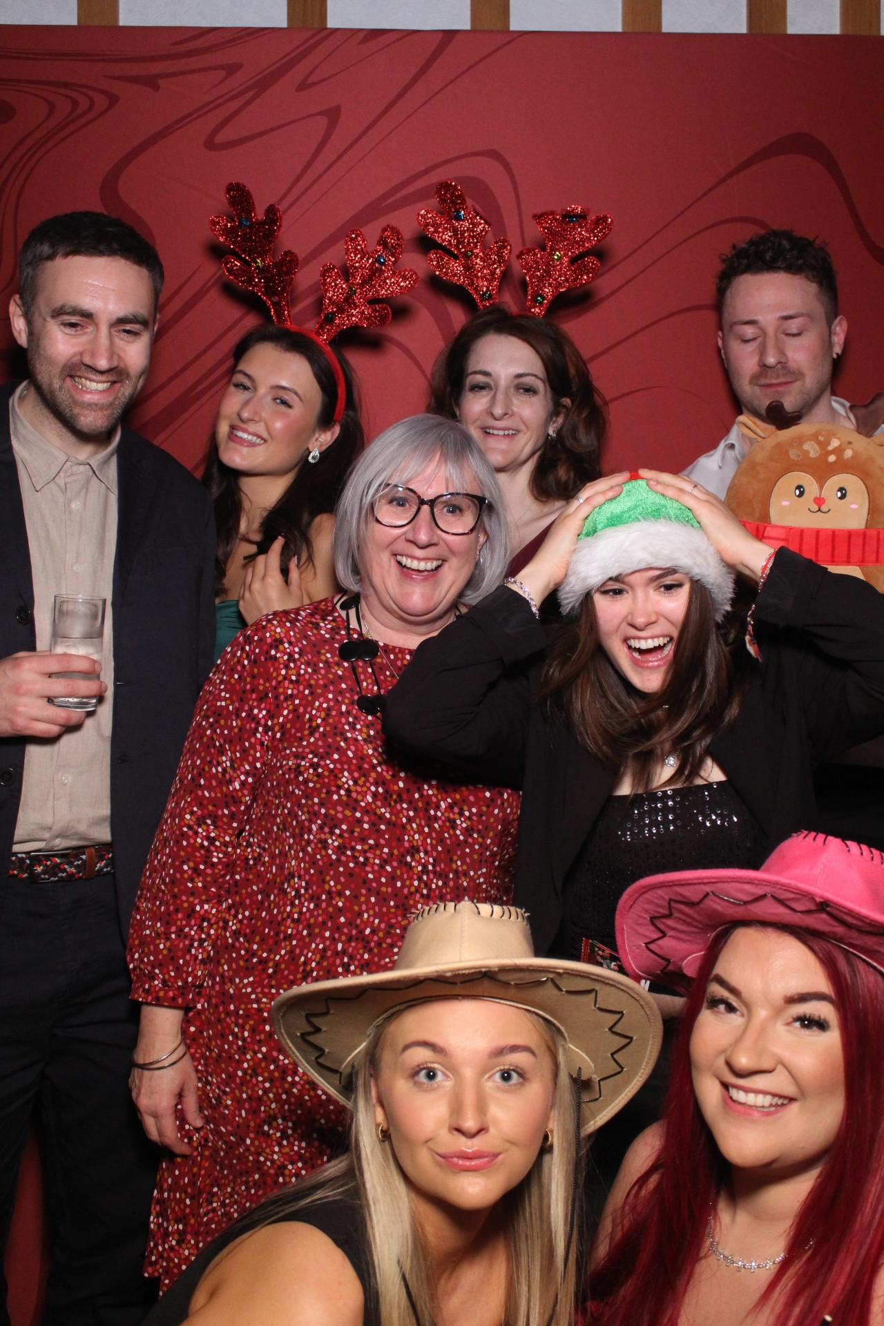 Freeths Christmas Party  | View more photos from the event at gallery.magicimages.uk/u/MagicImages/Freeths-Christmas-Party