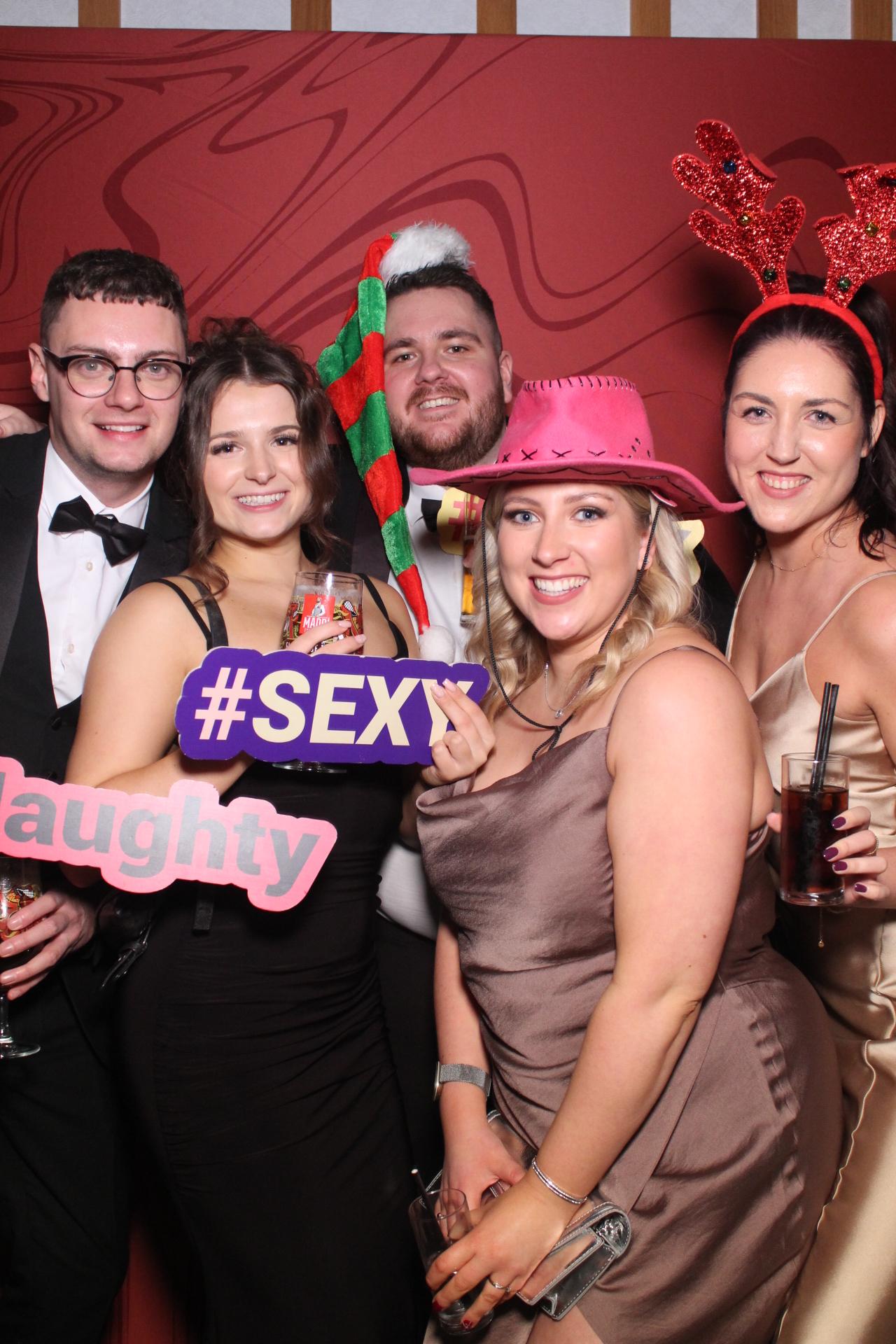 Freeths Christmas Party  | View more photos from the event at gallery.magicimages.uk/u/MagicImages/Freeths-Christmas-Party