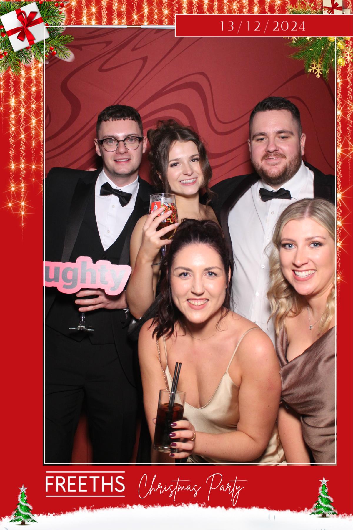 Freeths Christmas Party  | View more photos from the event at gallery.magicimages.uk/u/MagicImages/Freeths-Christmas-Party