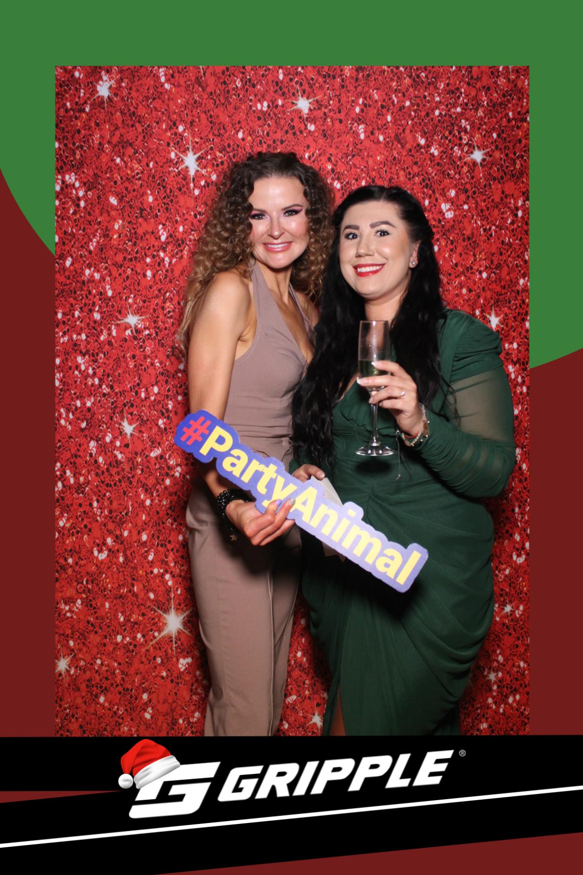 Gripple Christmas party   | View more photos from the event at gallery.magicimages.uk/u/MagicImages/Gripple-Christmas-party
