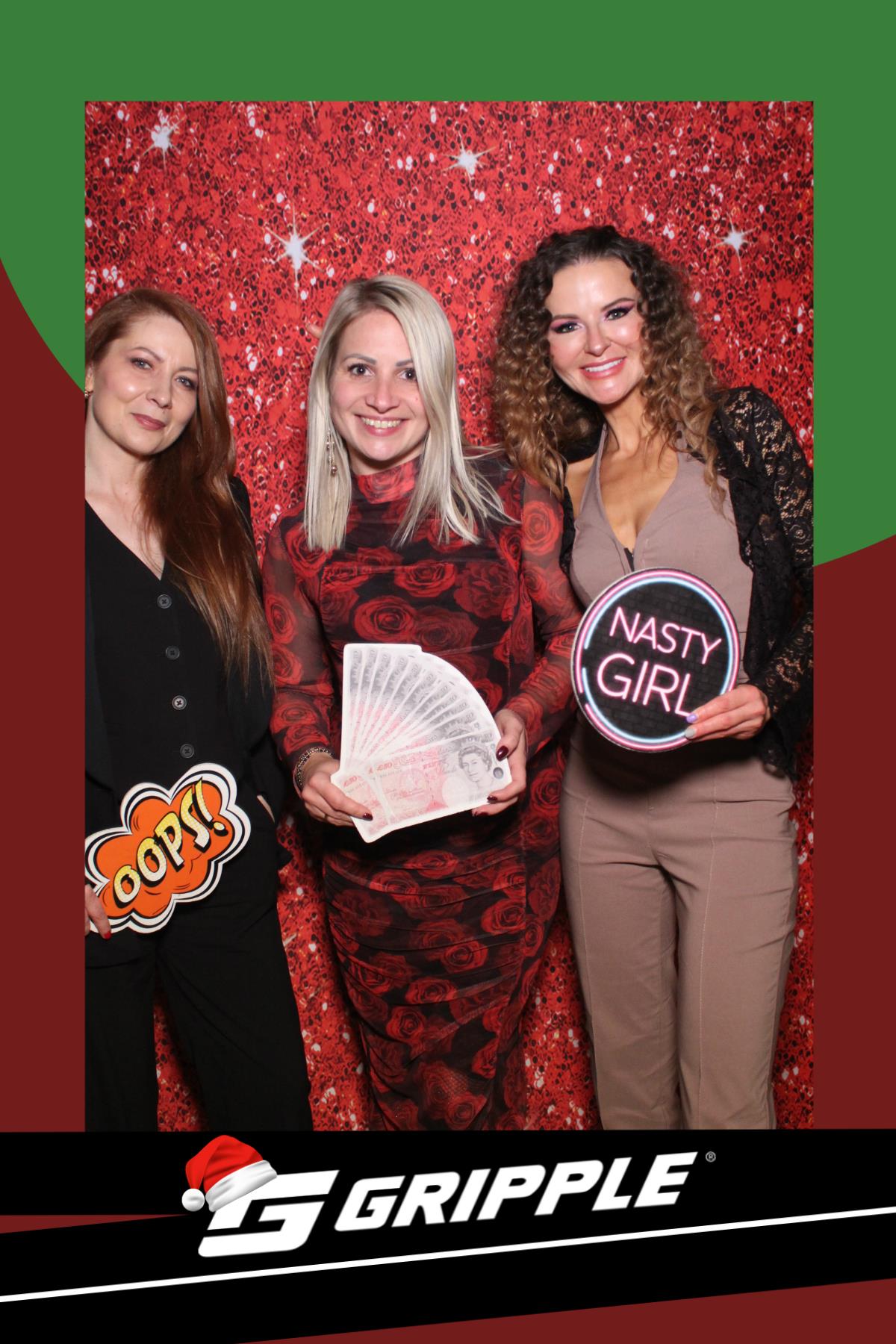 Gripple Christmas party   | View more photos from the event at gallery.magicimages.uk/u/MagicImages/Gripple-Christmas-party