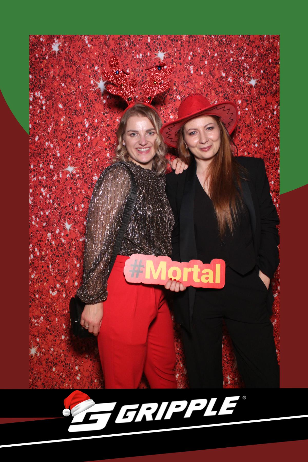 Gripple Christmas party   | View more photos from the event at gallery.magicimages.uk/u/MagicImages/Gripple-Christmas-party