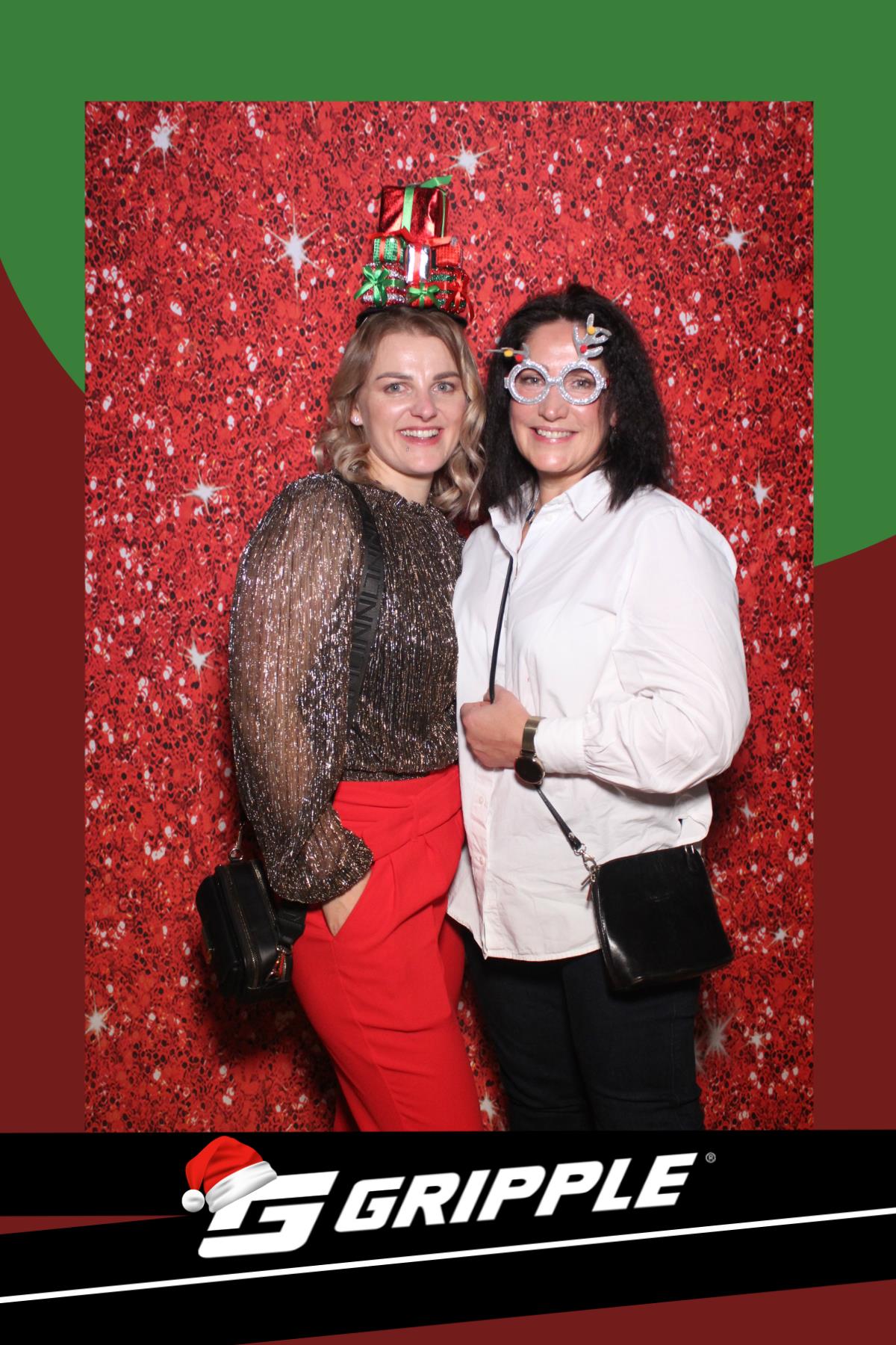 Gripple Christmas party   | View more photos from the event at gallery.magicimages.uk/u/MagicImages/Gripple-Christmas-party