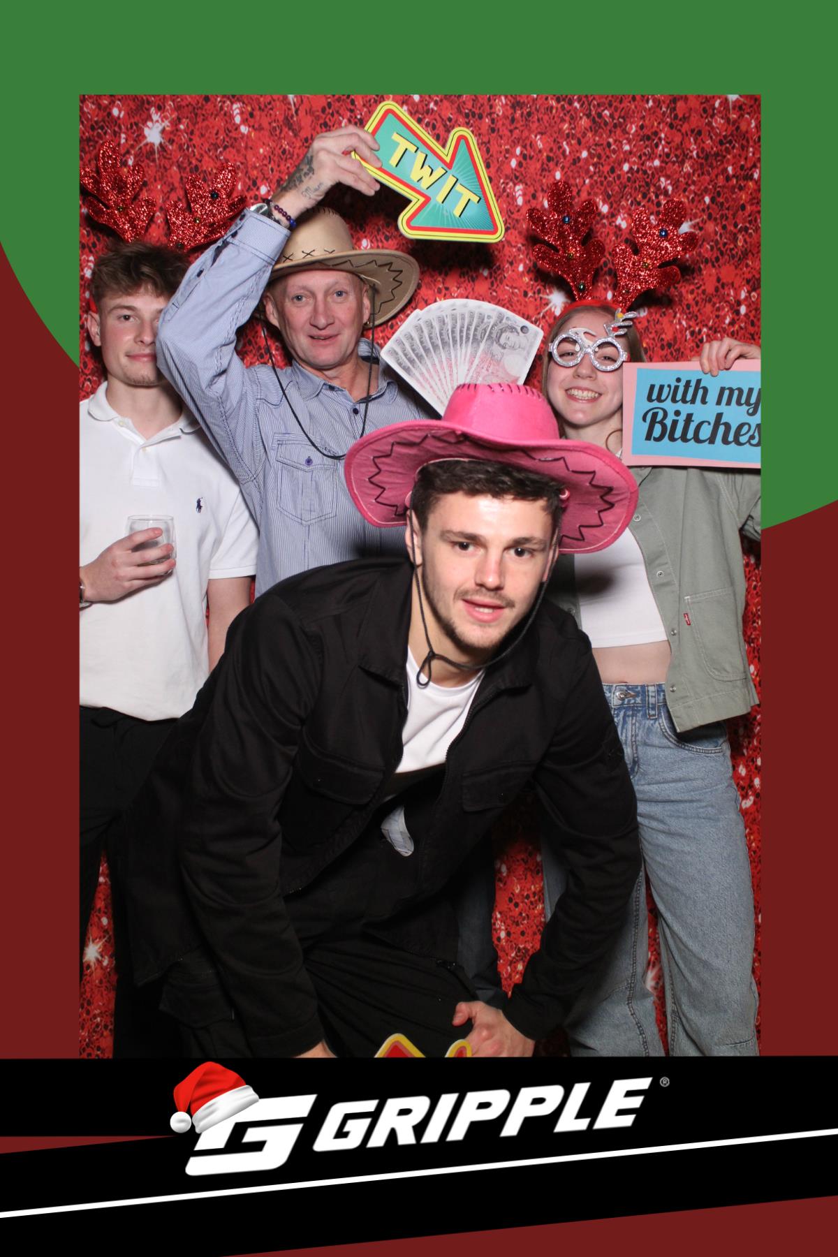 Gripple Christmas party   | View more photos from the event at gallery.magicimages.uk/u/MagicImages/Gripple-Christmas-party