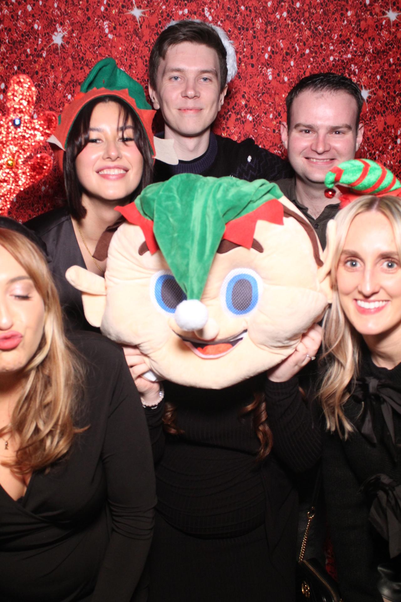 Gripple Christmas party   | View more photos from the event at gallery.magicimages.uk/u/MagicImages/Gripple-Christmas-party