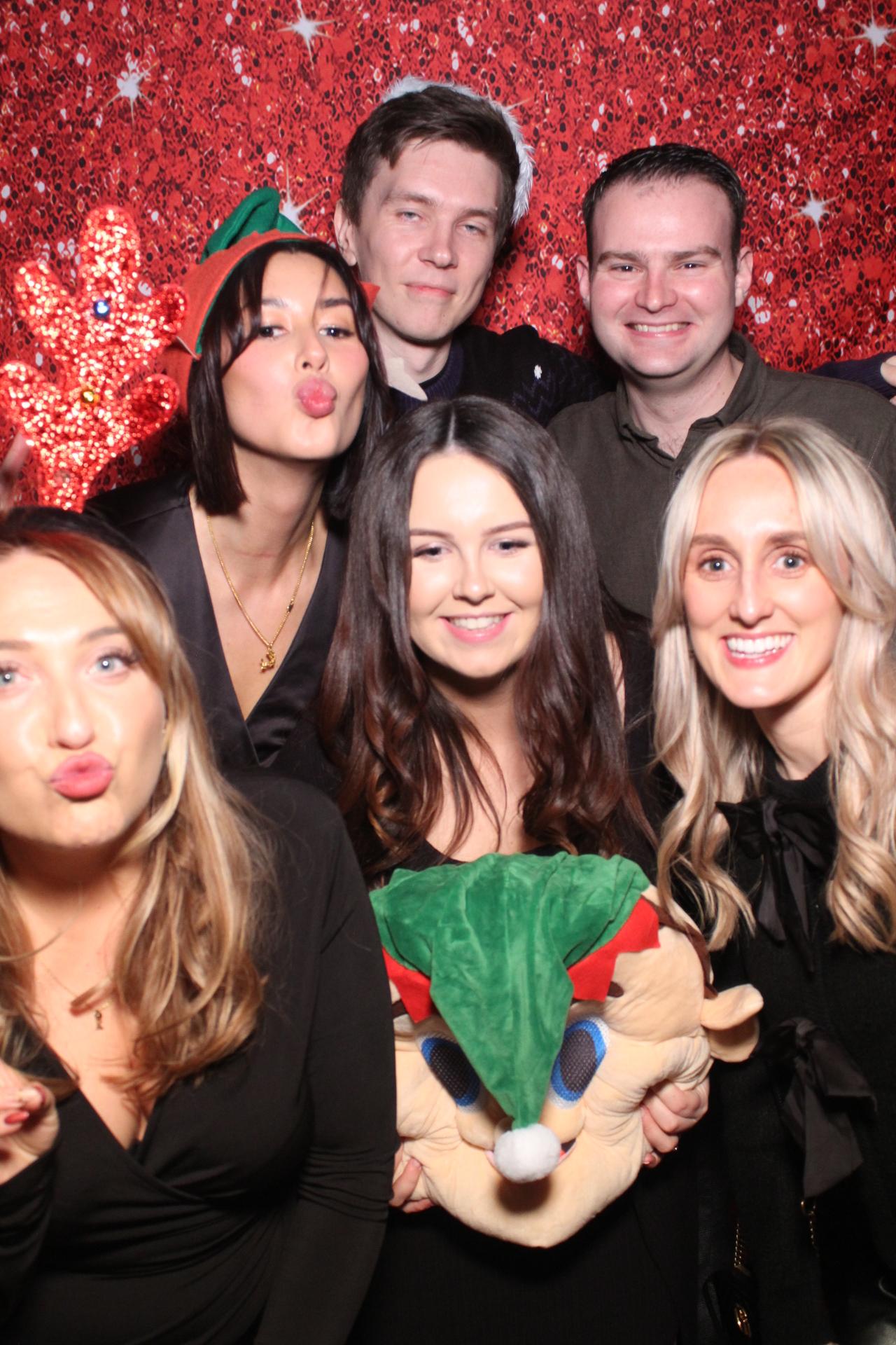 Gripple Christmas party   | View more photos from the event at gallery.magicimages.uk/u/MagicImages/Gripple-Christmas-party