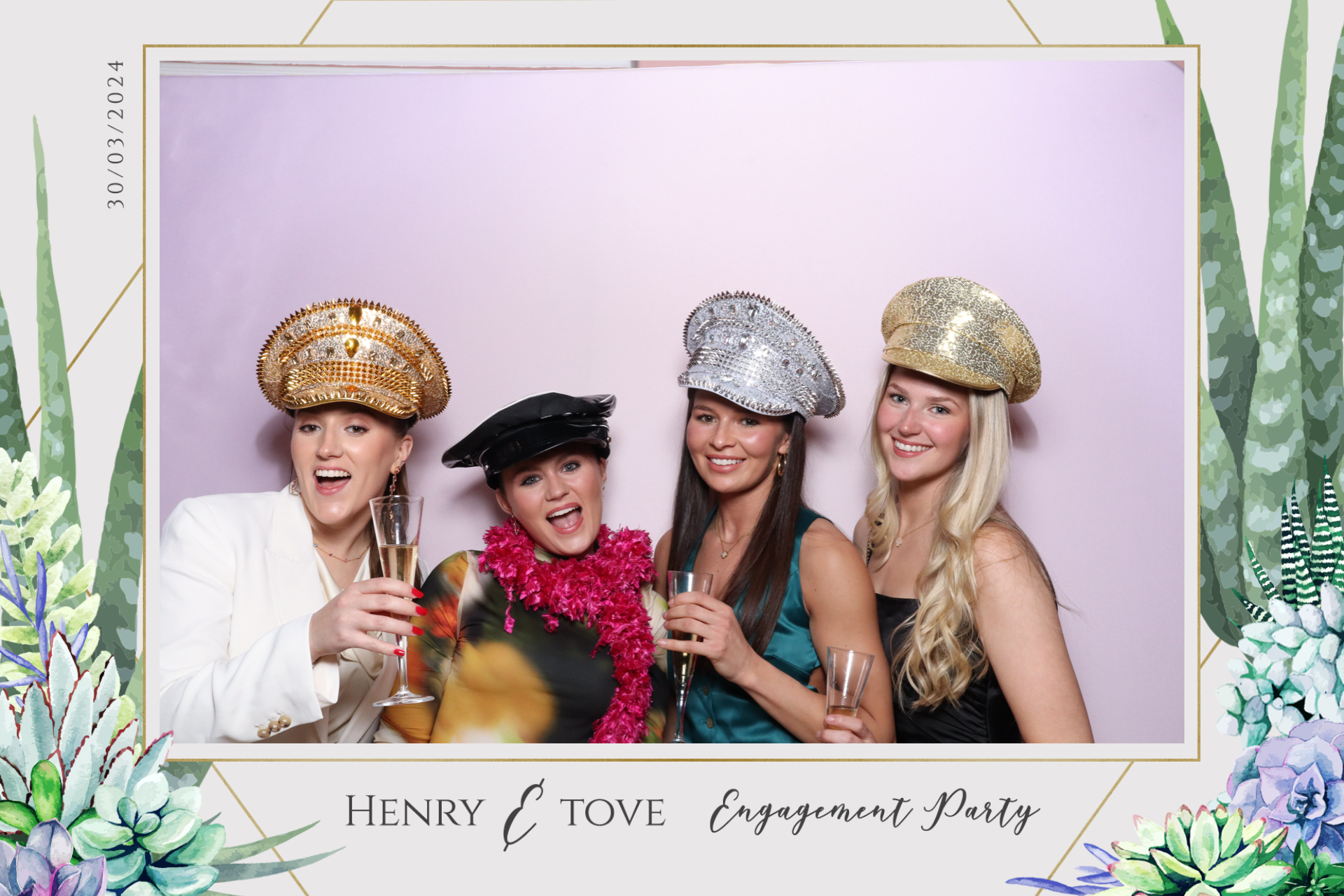 Henry & Tove  | View more photos from the event at gallery.magicimages.uk/u/MagicImages/Henry-Tove