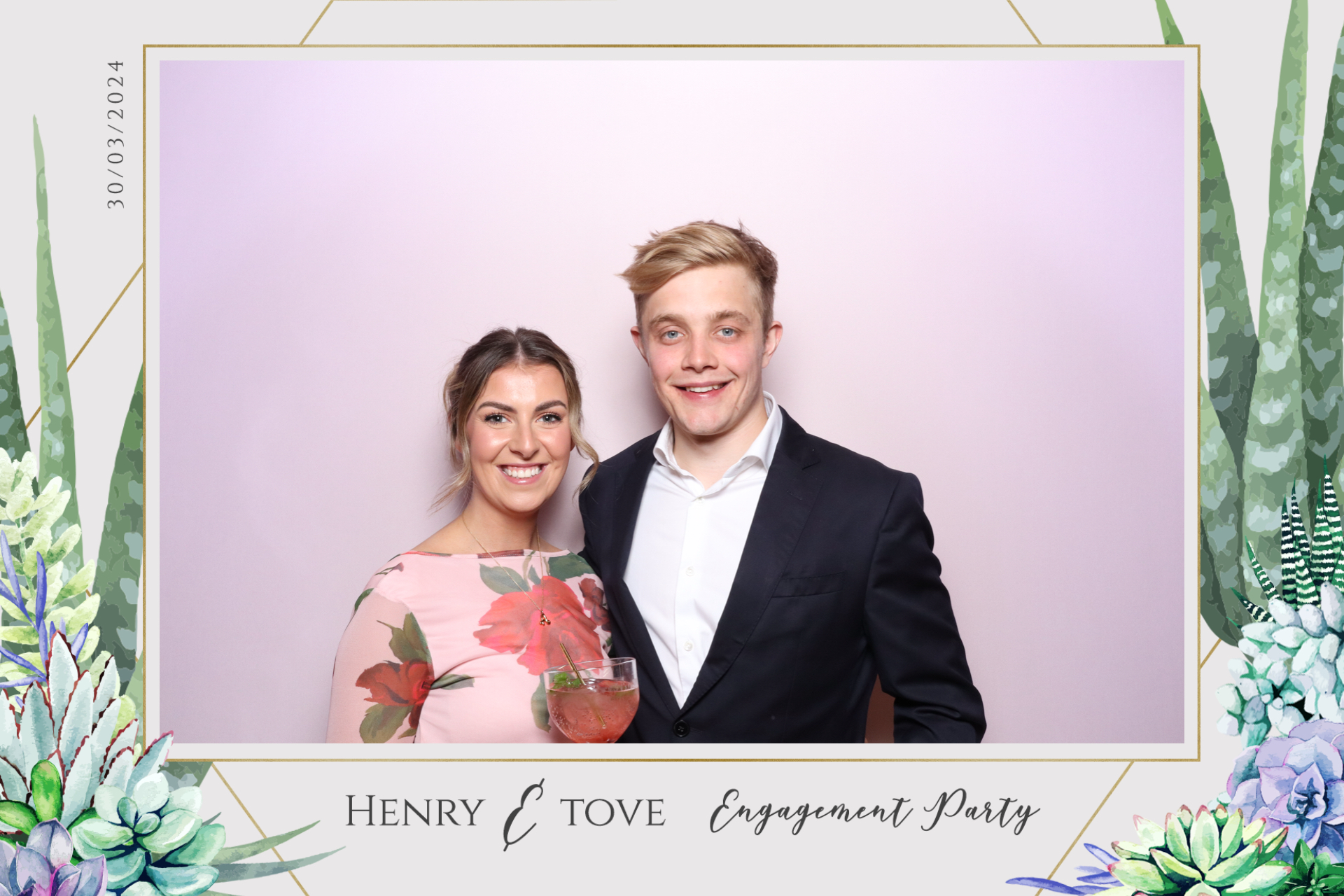 Henry & Tove  | View more photos from the event at gallery.magicimages.uk/u/MagicImages/Henry-Tove