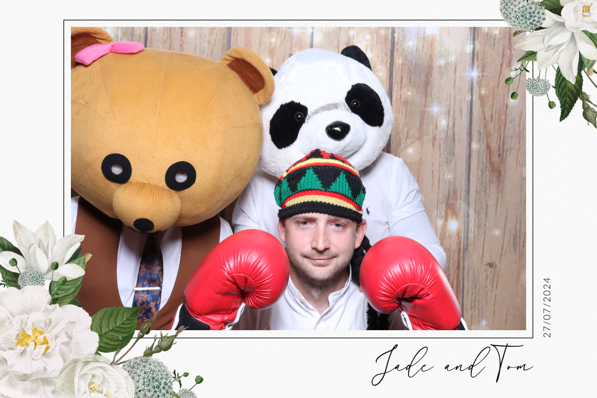Jade & Tom  | View more photos from the event at gallery.magicimages.uk/u/MagicImages/Jade-Tom