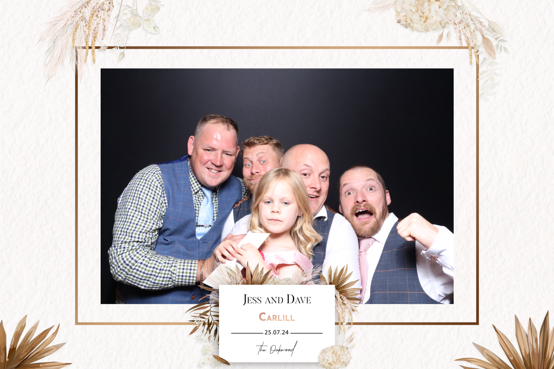 Jess & Dave  | View more photos from the event at gallery.magicimages.uk/u/MagicImages/Jess-Dave