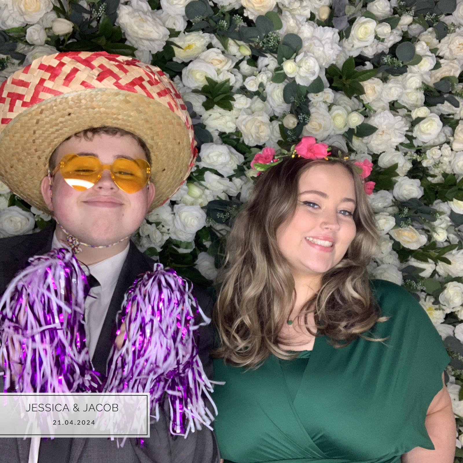 Jessica and Jacob Photo booth  | View more photos from the event at gallery.magicimages.uk/u/MagicImages/Jessica-and-Jacob-Photo-booth
