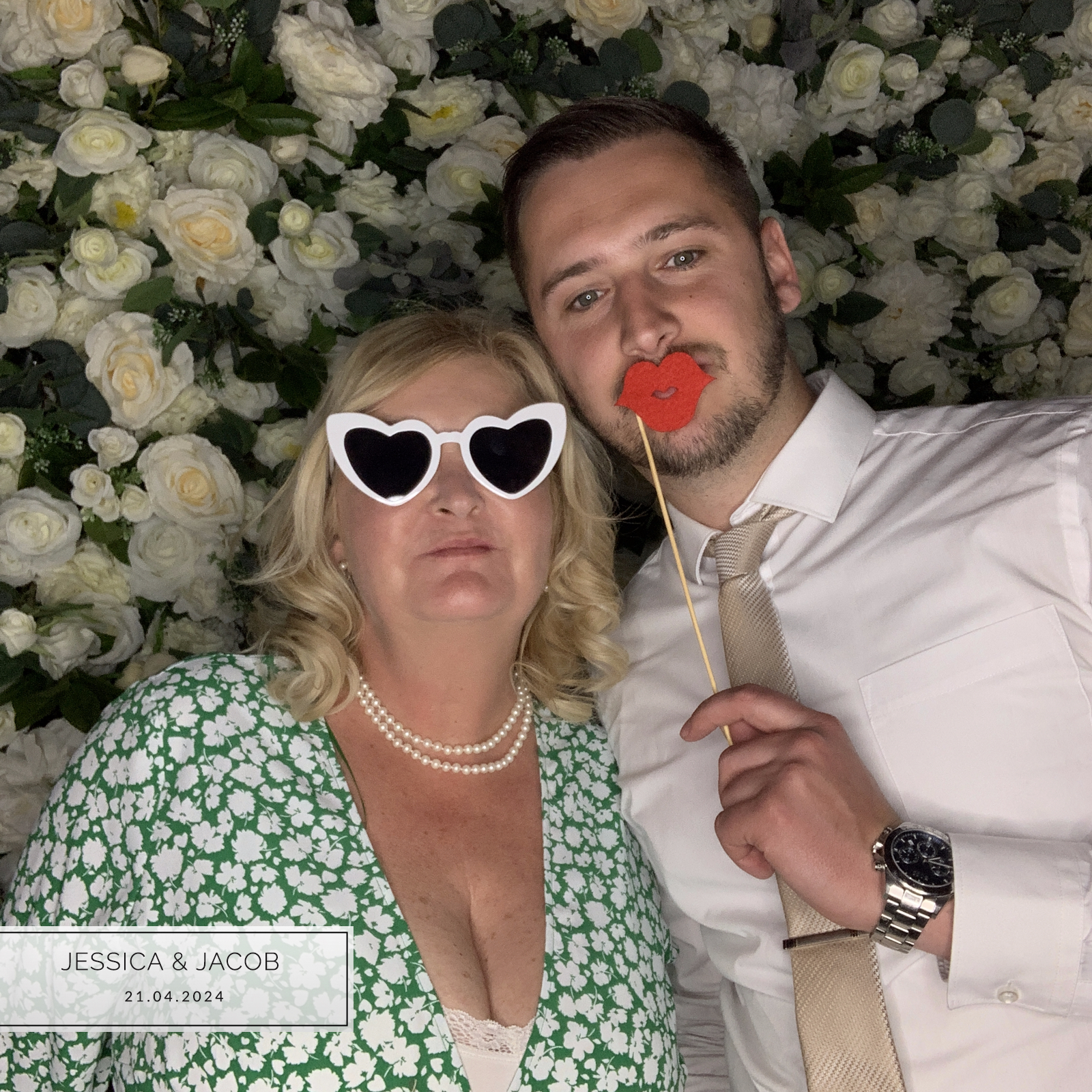 Jessica and Jacob Photo booth  | View more photos from the event at gallery.magicimages.uk/u/MagicImages/Jessica-and-Jacob-Photo-booth