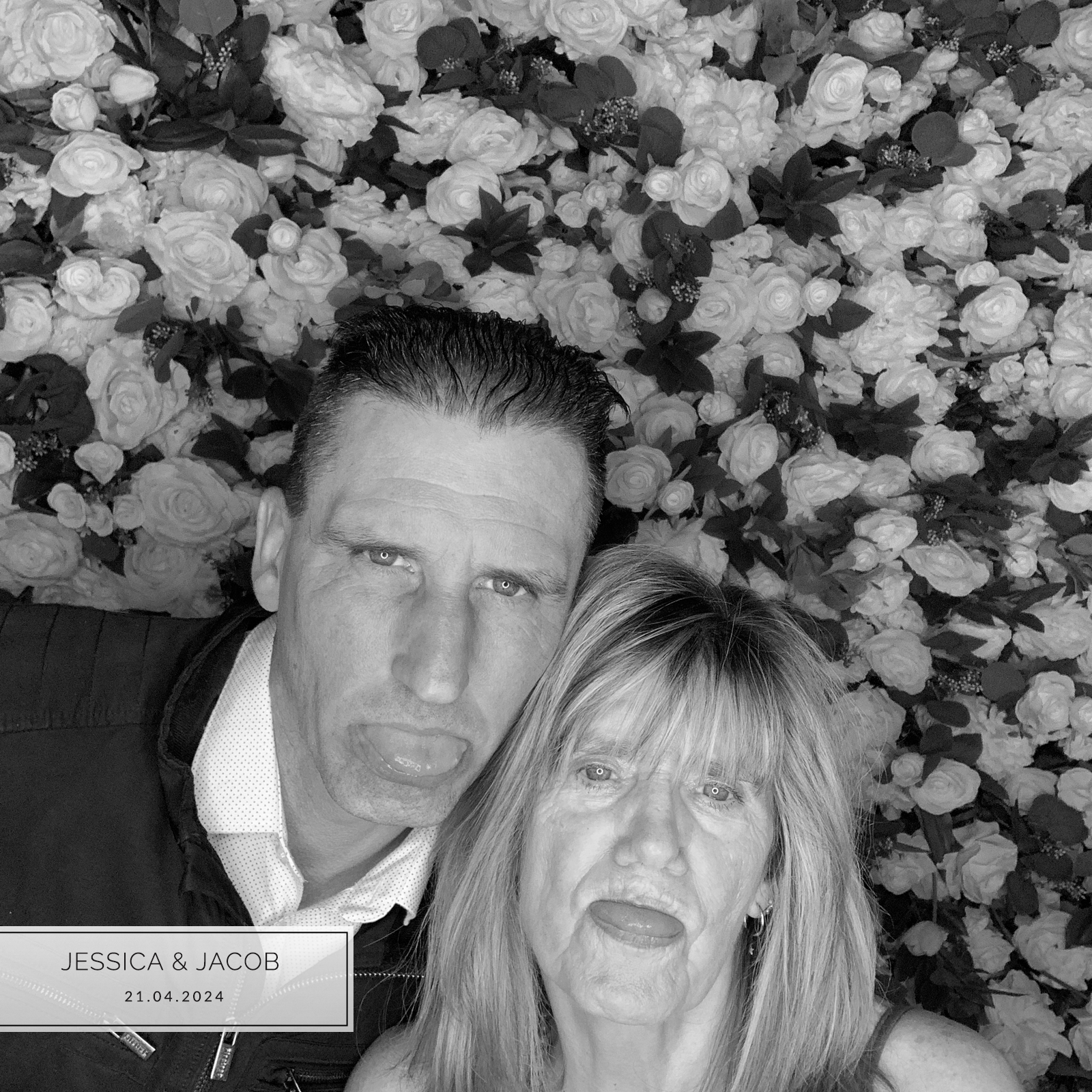 Jessica and Jacob Photo booth  | View more photos from the event at gallery.magicimages.uk/u/MagicImages/Jessica-and-Jacob-Photo-booth