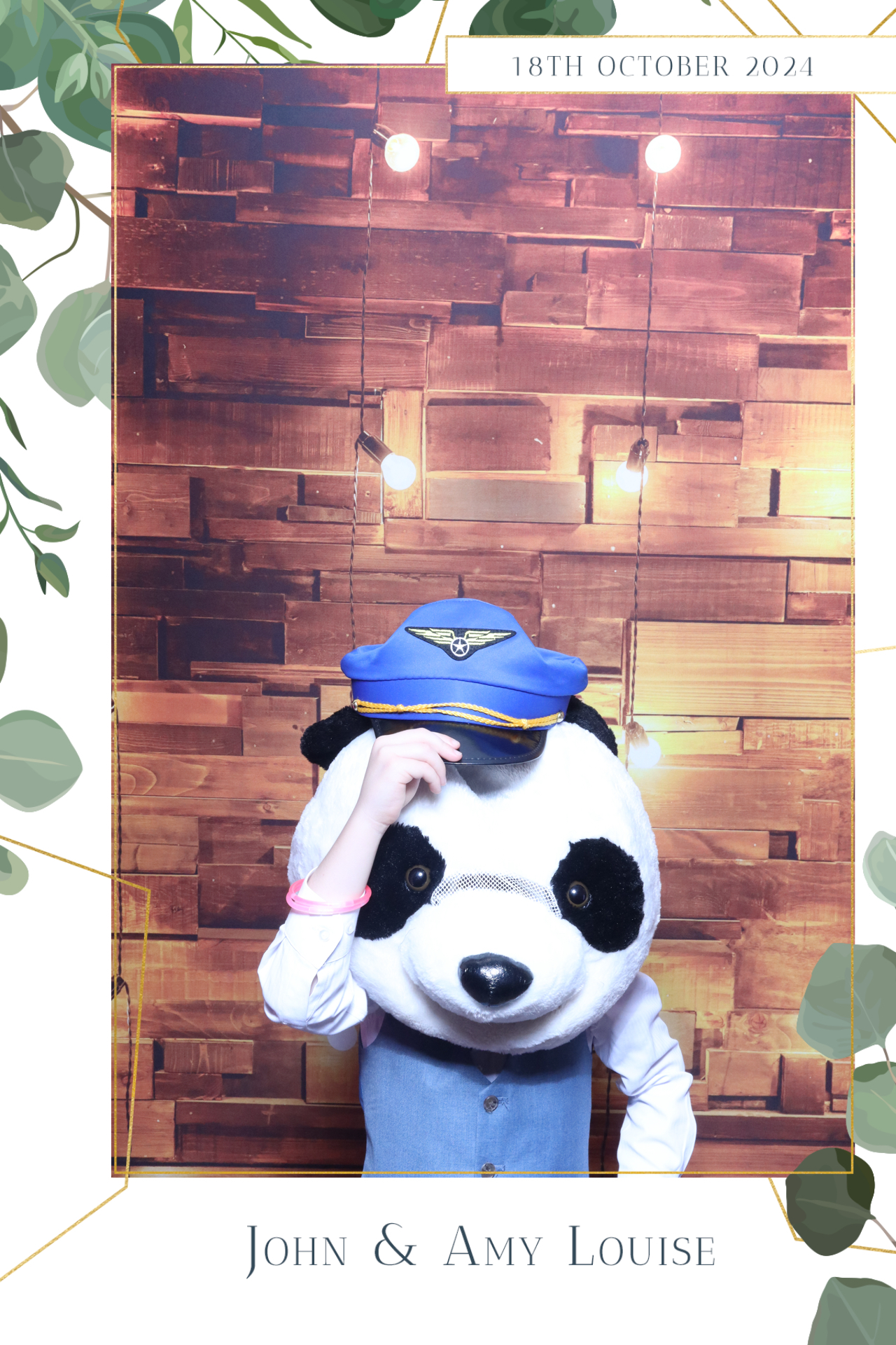 John & Amy Louise | View more photos from the event at gallery.magicimages.uk/u/MagicImages/John-Amy-Louise