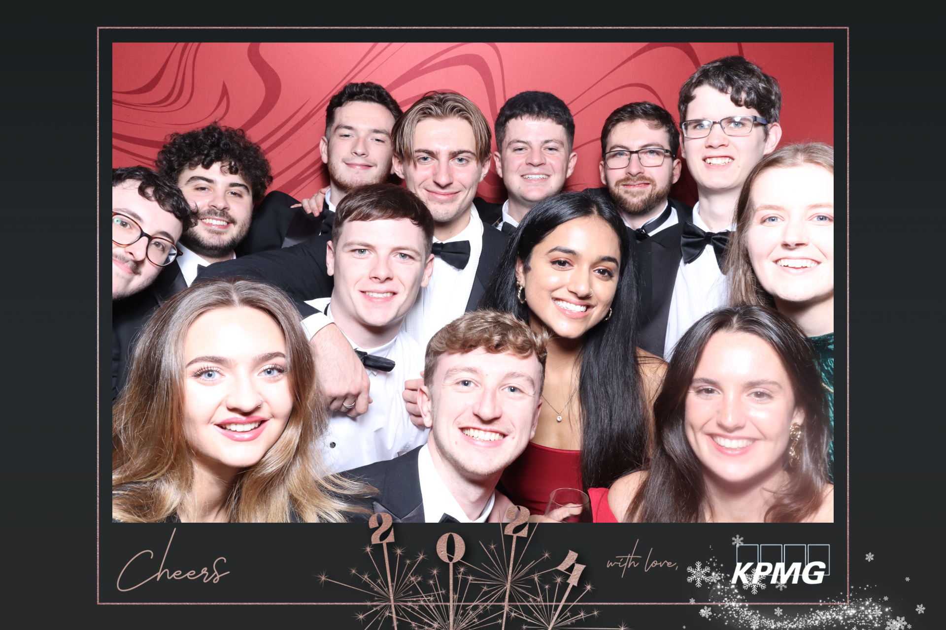 KPMG Christmas Party  | View more photos from the event at gallery.magicimages.uk/u/MagicImages/KPMG-Christmas-Party-0
