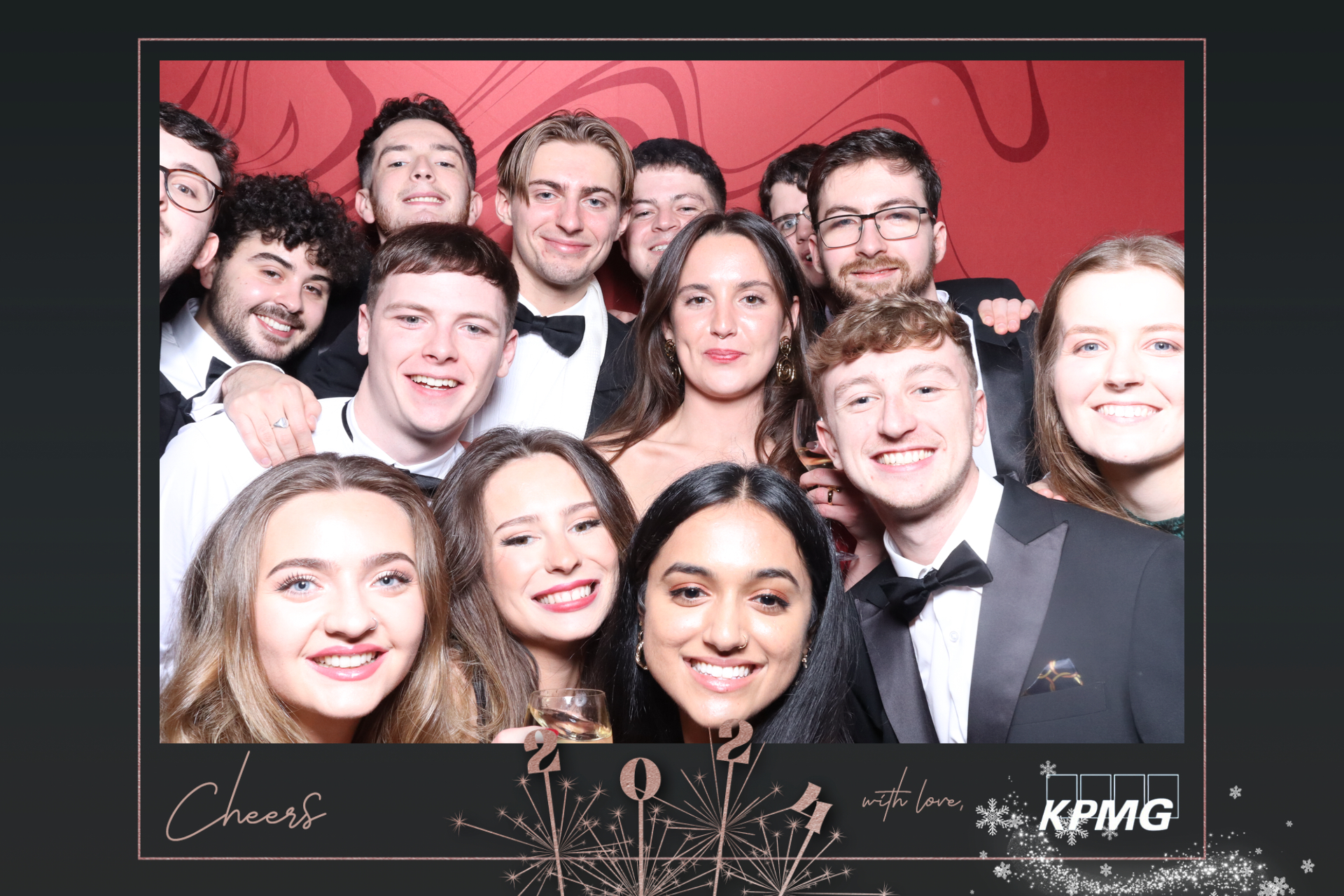 KPMG Christmas Party  | View more photos from the event at gallery.magicimages.uk/u/MagicImages/KPMG-Christmas-Party-0