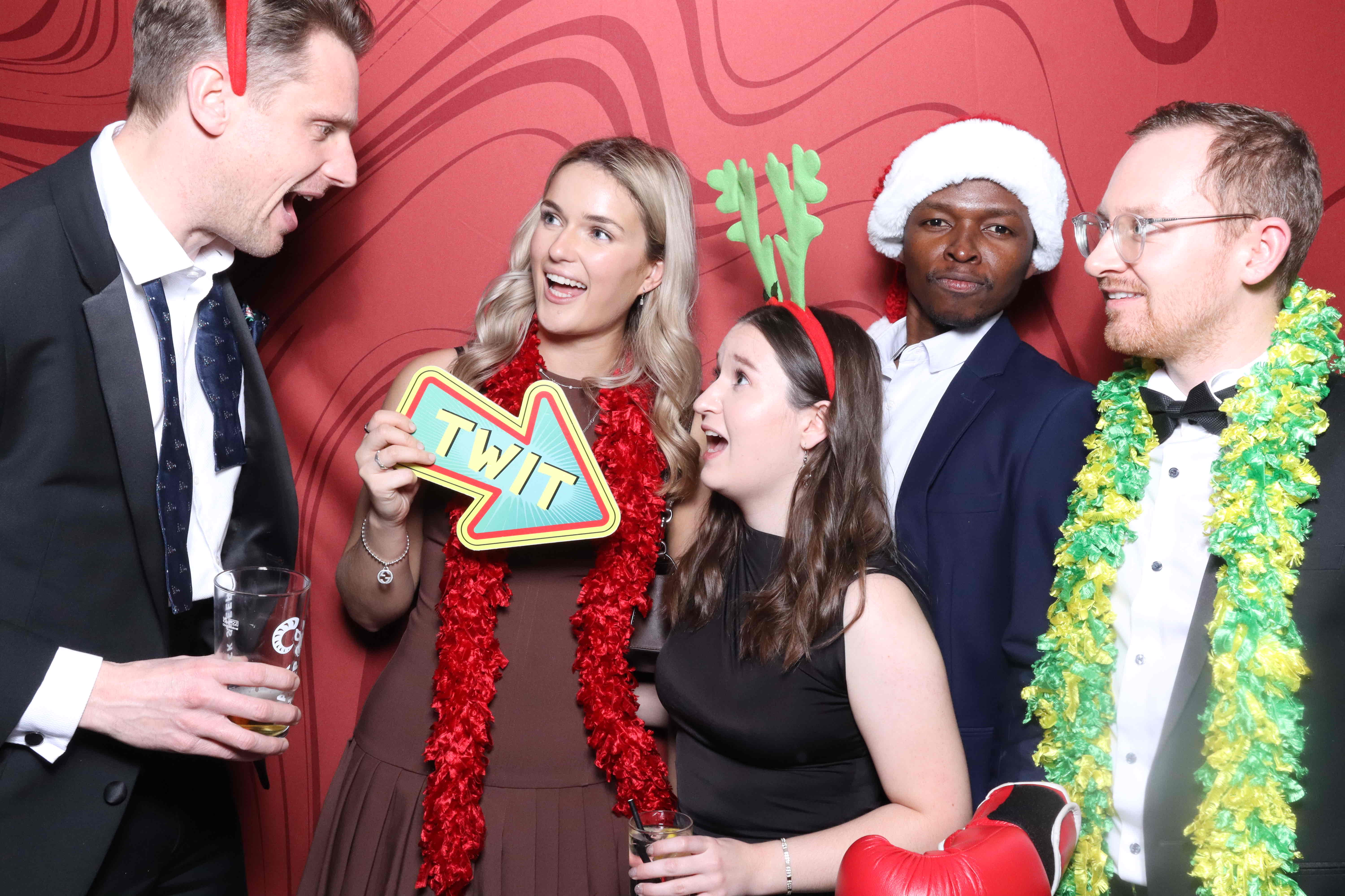 KPMG Christmas Party  | View more photos from the event at gallery.magicimages.uk/u/MagicImages/KPMG-Christmas-Party-0