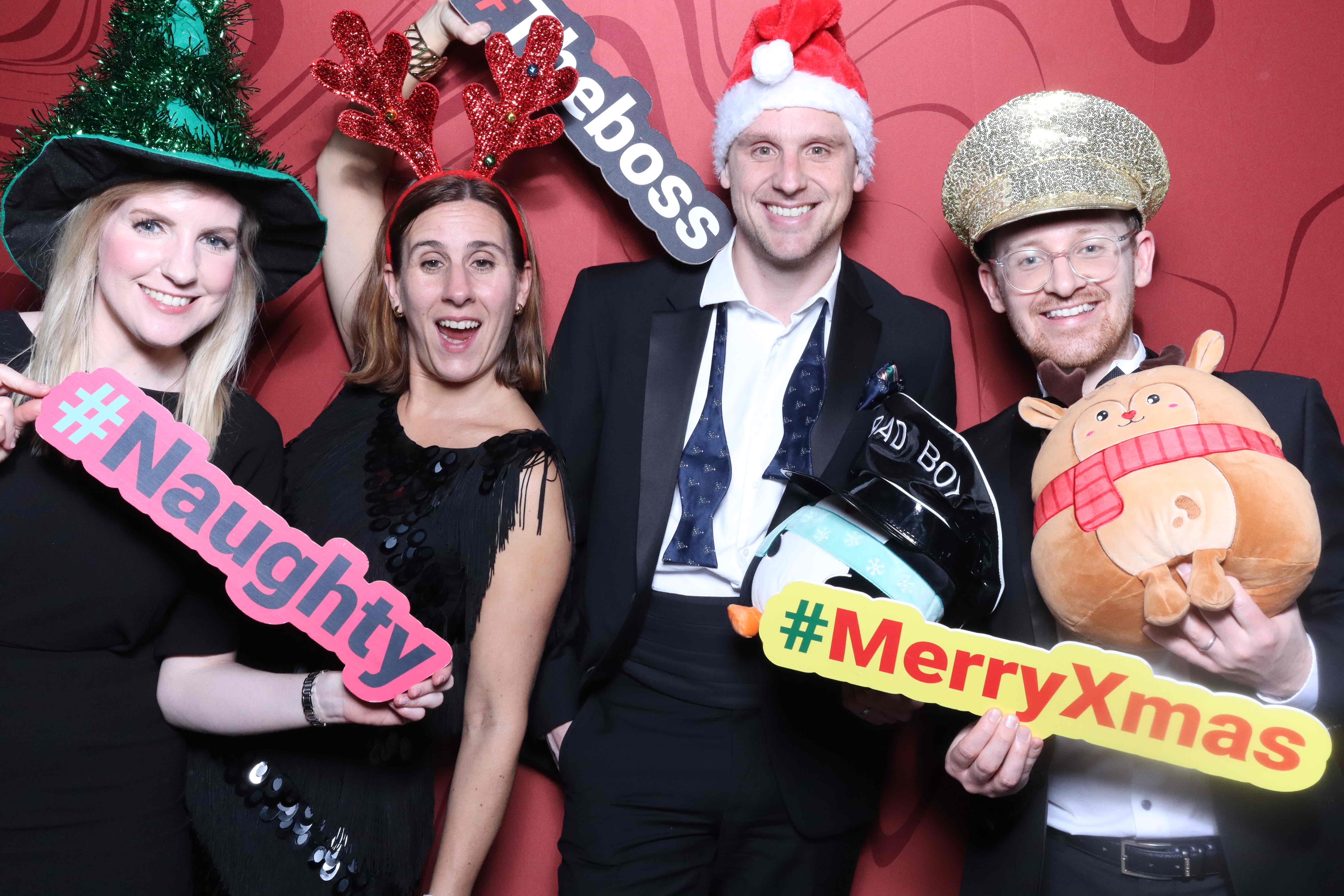 KPMG Christmas Party  | View more photos from the event at gallery.magicimages.uk/u/MagicImages/KPMG-Christmas-Party-0