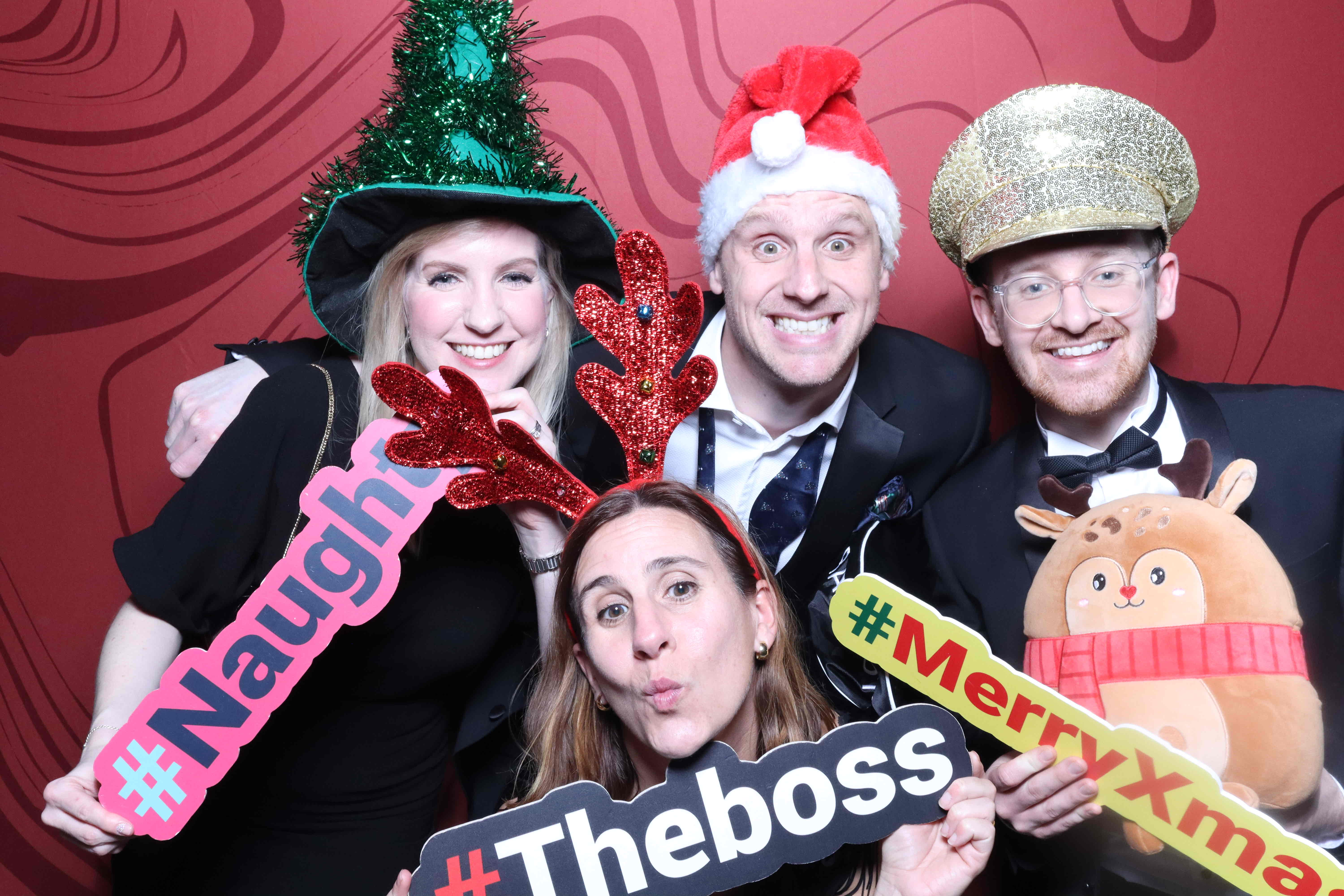 KPMG Christmas Party  | View more photos from the event at gallery.magicimages.uk/u/MagicImages/KPMG-Christmas-Party-0
