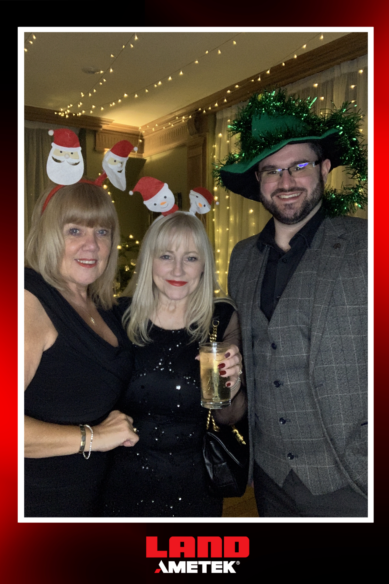 Land AMTEX Christmas party  | View more photos from the event at gallery.magicimages.uk/u/MagicImages/Land-AMTEX-Christmas-party