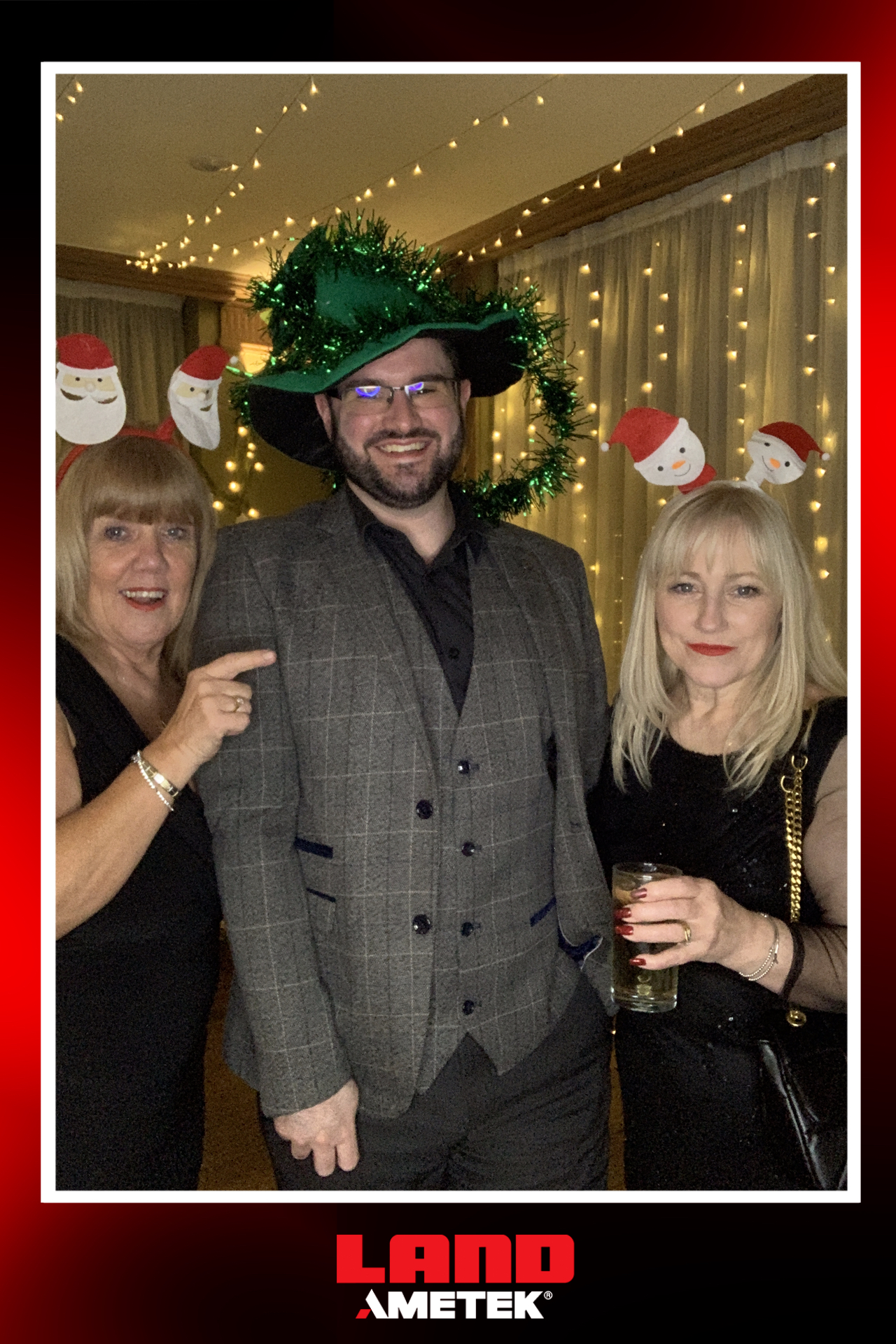 Land AMTEX Christmas party  | View more photos from the event at gallery.magicimages.uk/u/MagicImages/Land-AMTEX-Christmas-party