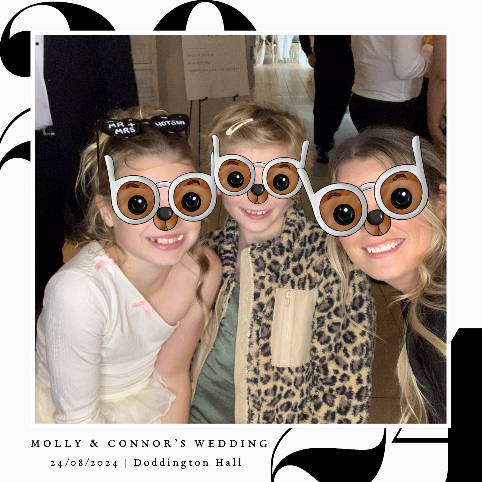 Molly & Connor  | View more photos from the event at gallery.magicimages.uk/u/MagicImages/Molly-Connor