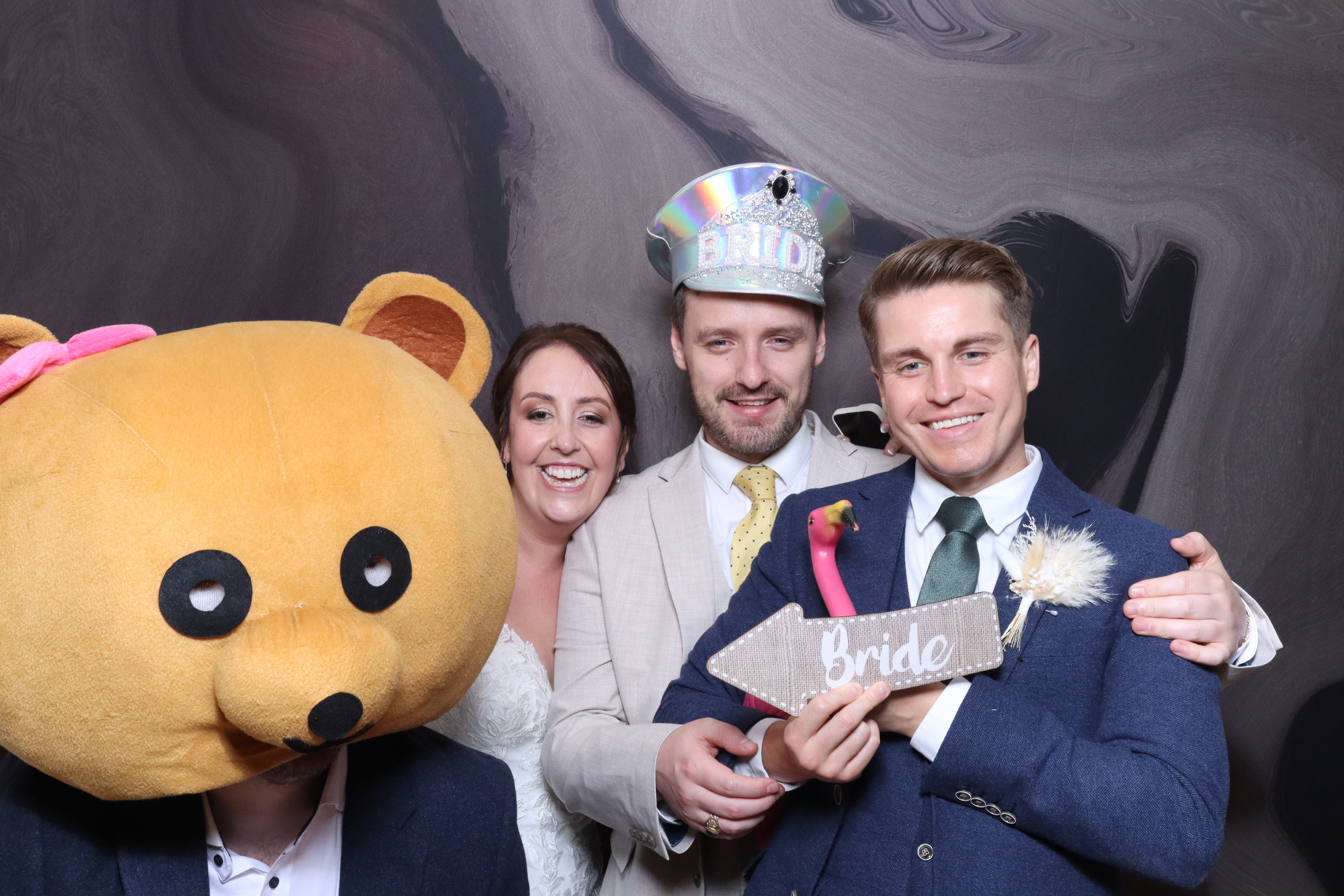 Mr & Mrs Fenney  | View more photos from the event at gallery.magicimages.uk/u/MagicImages/Mr-Mrs-Fenney