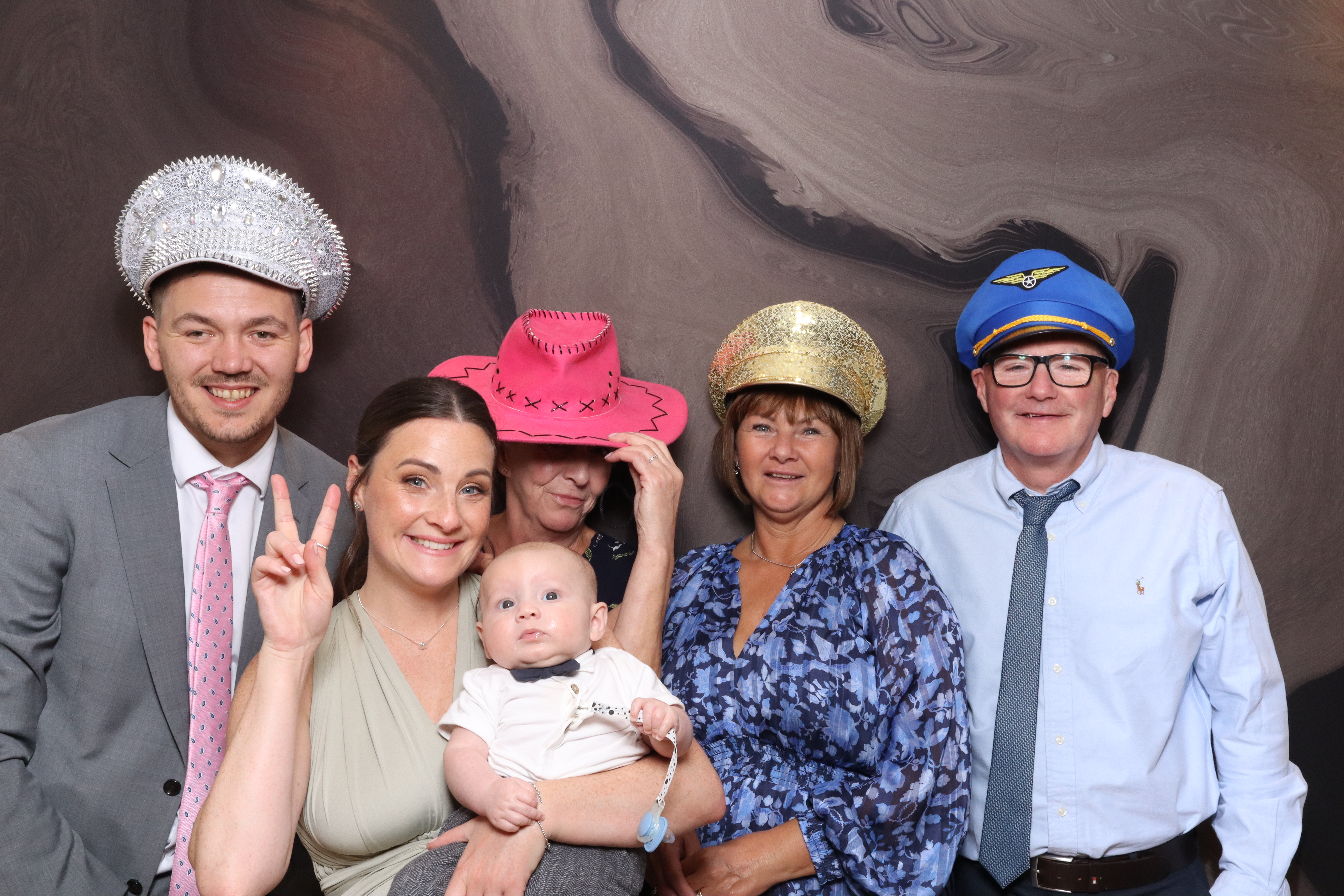 Mr & Mrs Fenney  | View more photos from the event at gallery.magicimages.uk/u/MagicImages/Mr-Mrs-Fenney